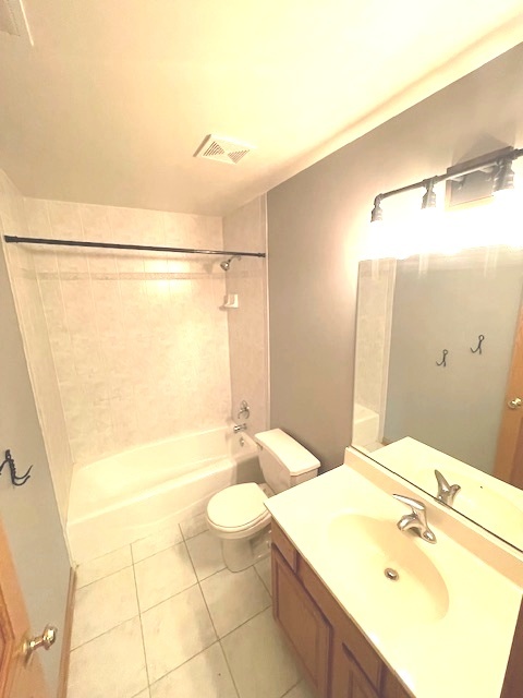 25200 W Pawnee Lane, Channahon, IL 60410