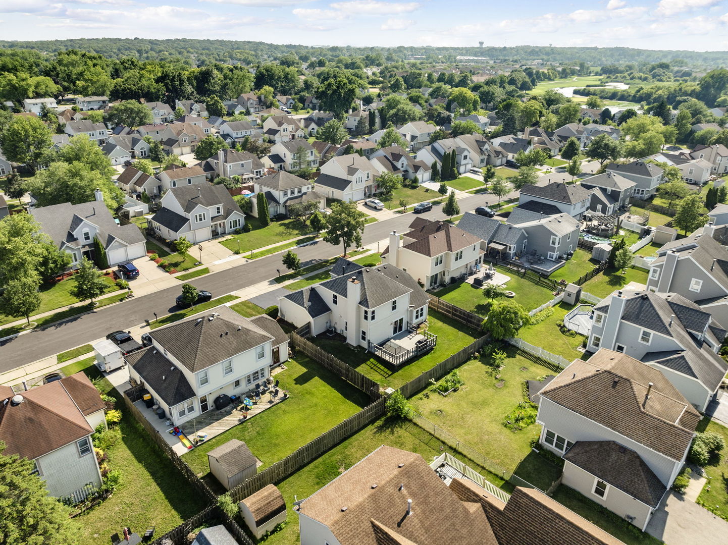 24 Fillmore Lane, Streamwood, IL 60107