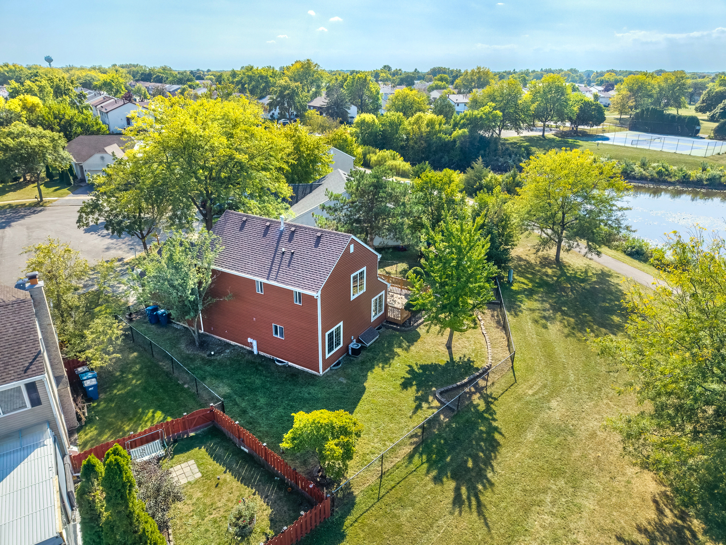 1925 Grosse Pointe Court, Hanover Park, IL 60133