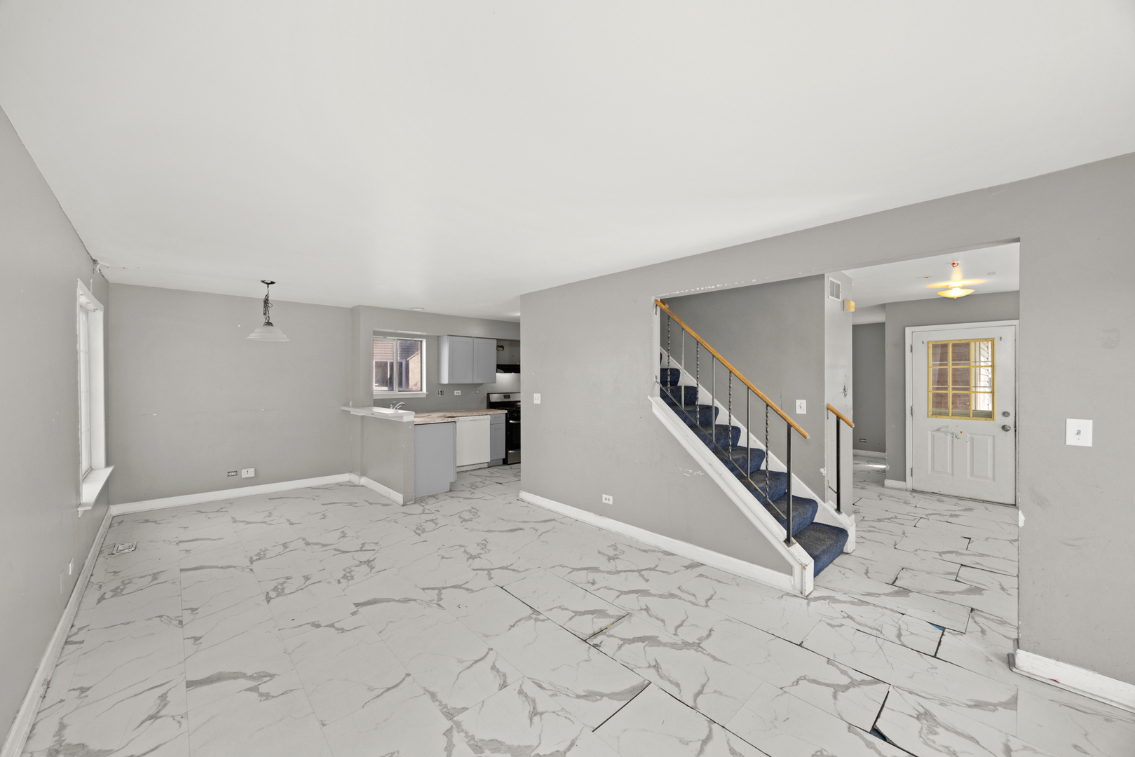 1925 Grosse Pointe Court, Hanover Park, IL 60133