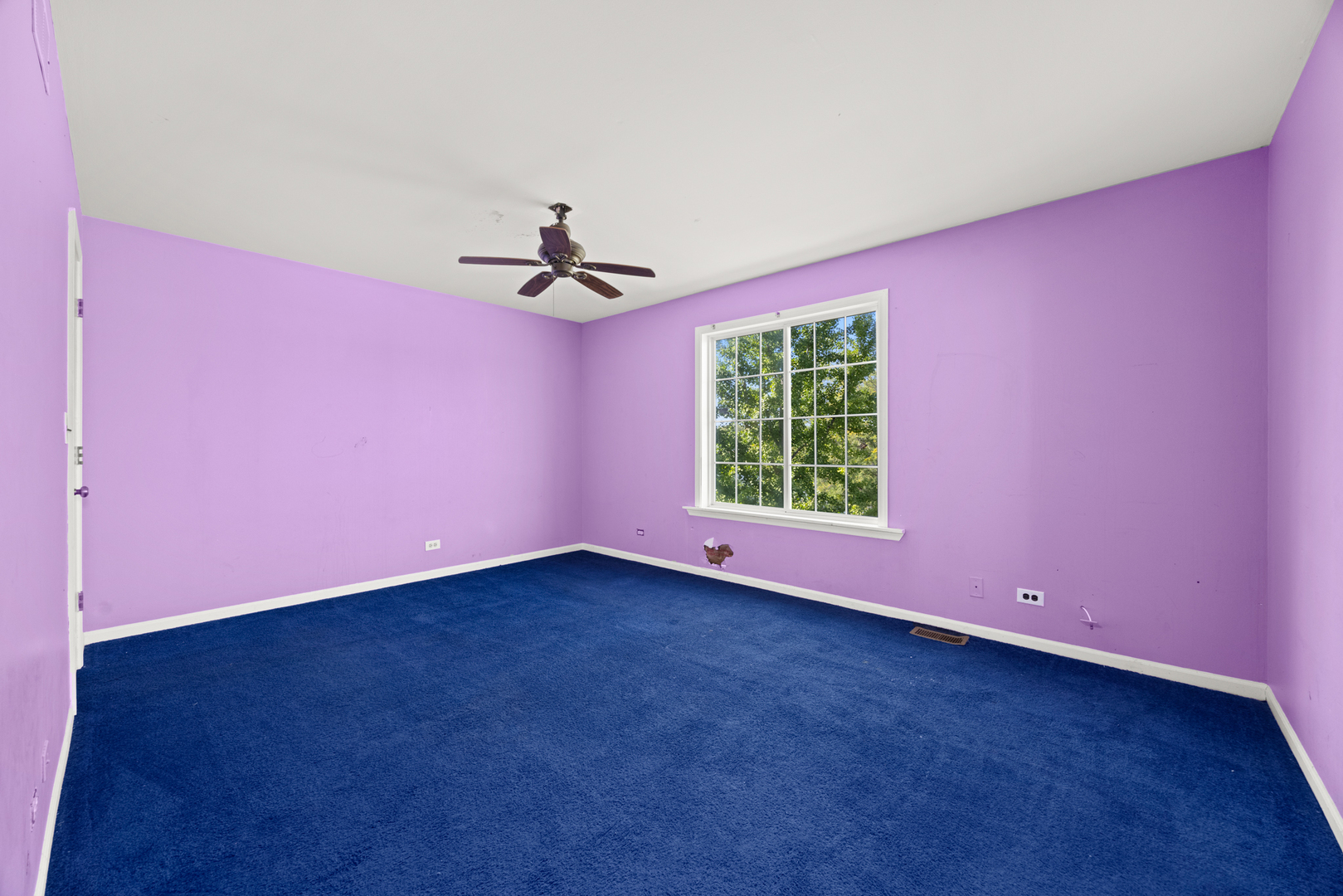 1925 Grosse Pointe Court, Hanover Park, IL 60133