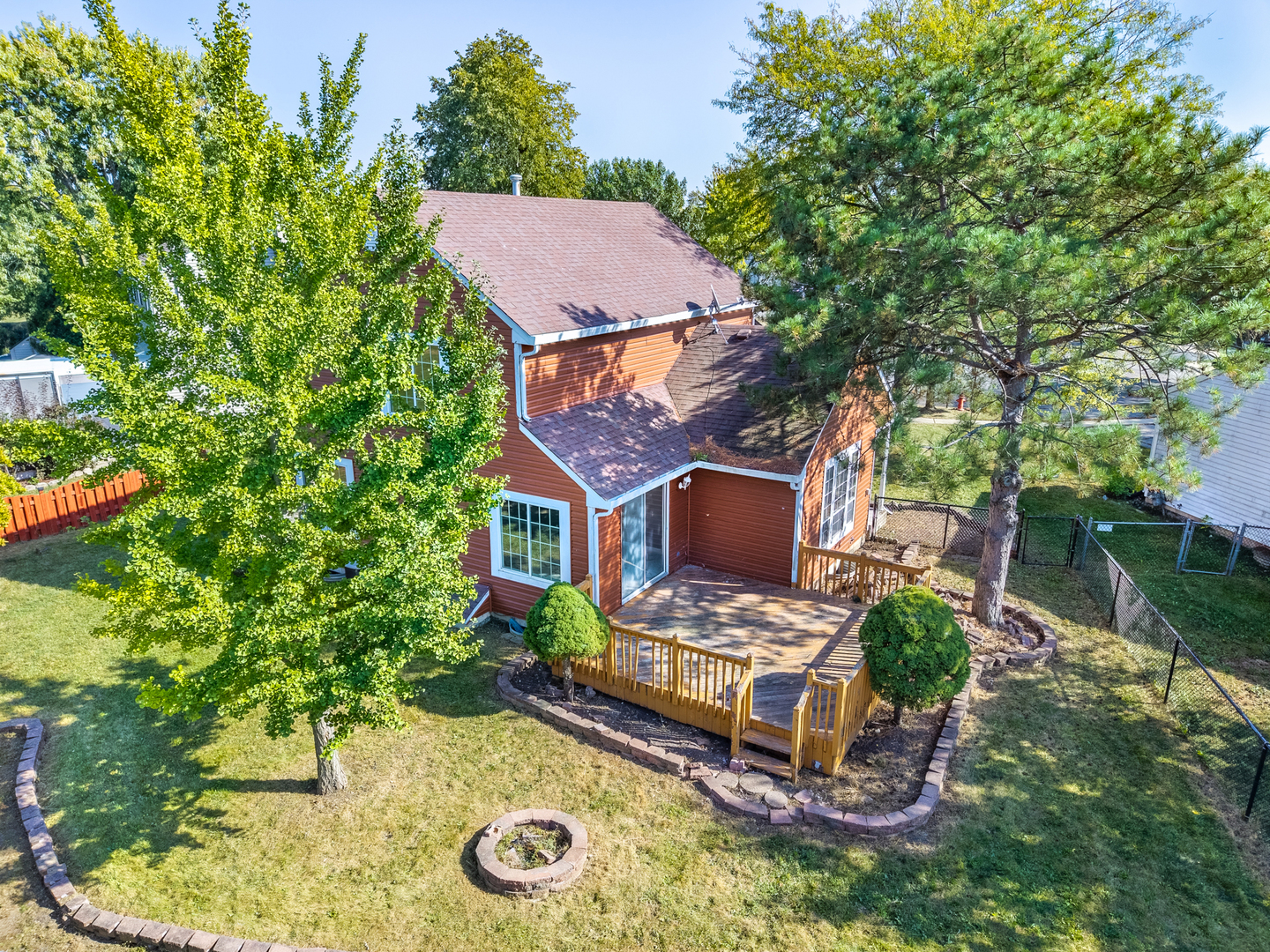 1925 Grosse Pointe Court, Hanover Park, IL 60133