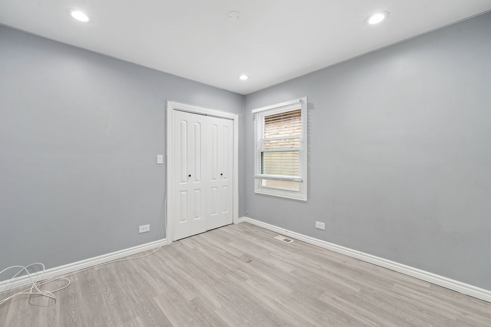 4630 W Montana Street, Chicago, IL 60639