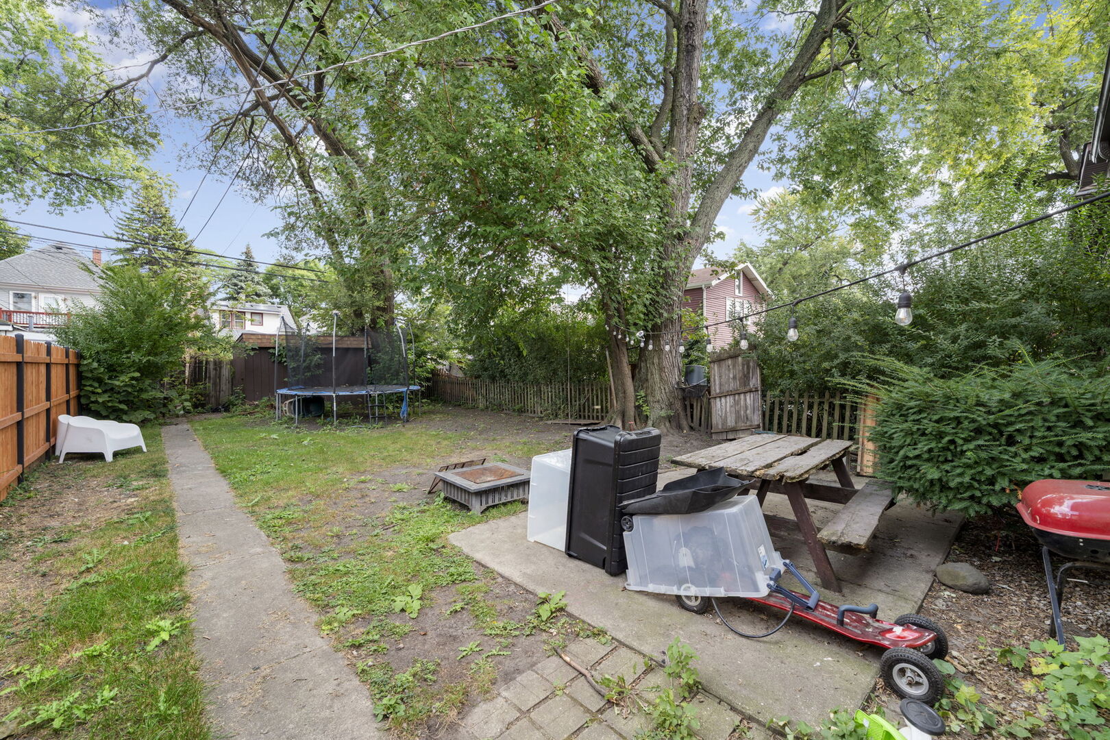 4655 N Keating Avenue, Chicago, IL 60630