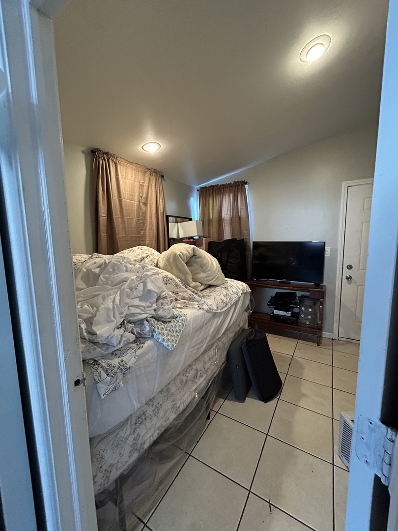 3741 W 57th Place, Chicago, IL 60629