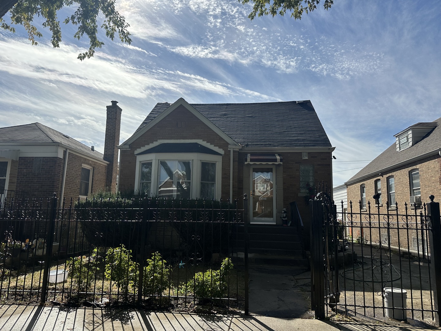 3741 W 57th Place, Chicago, IL 60629
