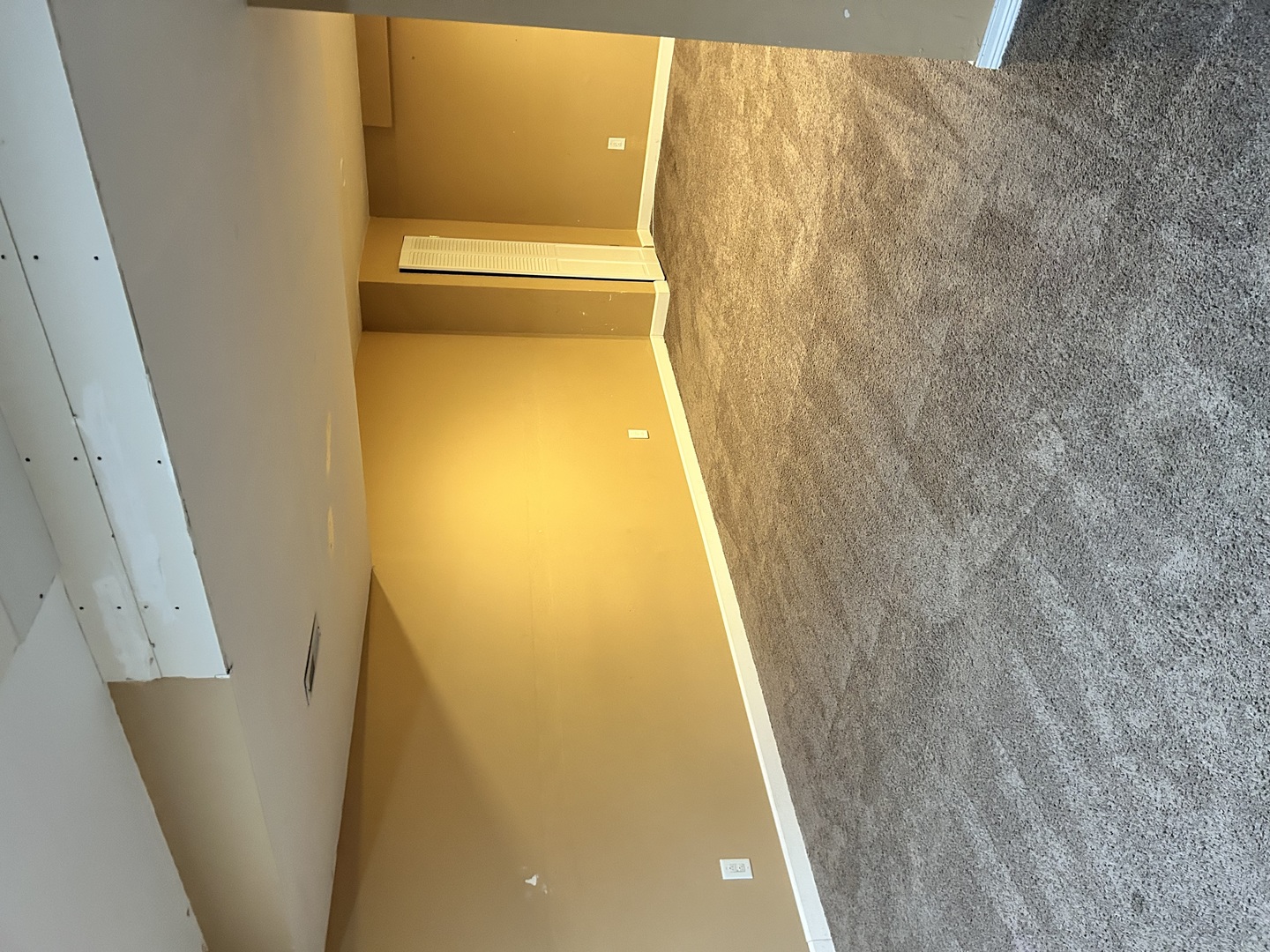 22 Alex Court, Oswego, IL 60543