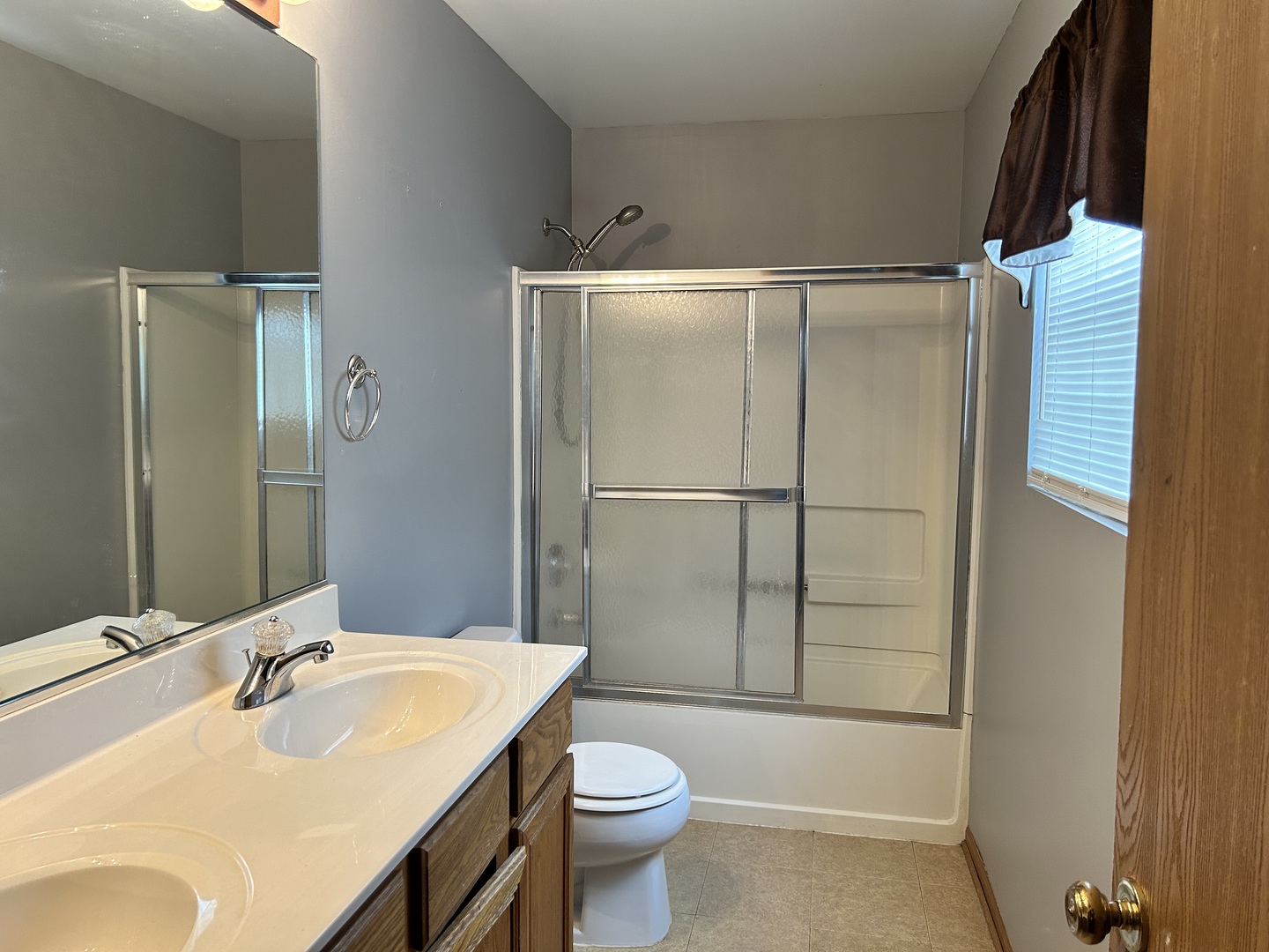 22 Alex Court, Oswego, IL 60543