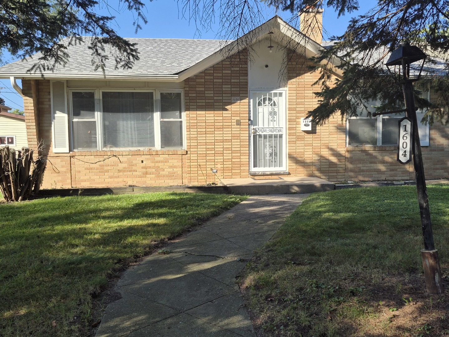 1604 20th Street, North Chicago, IL 60064