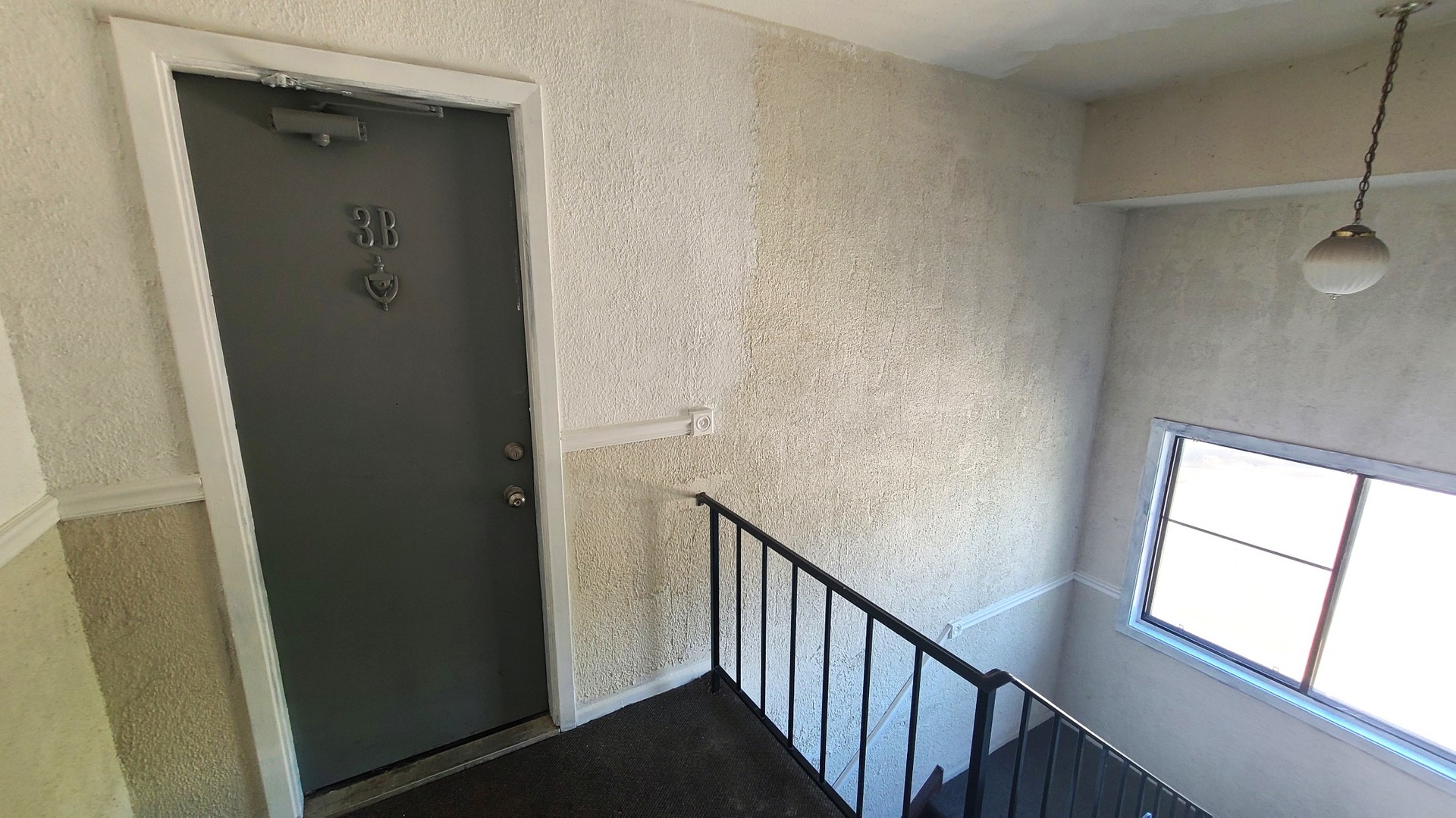 7713 Woodward Avenue #3B, Woodridge, IL 60517