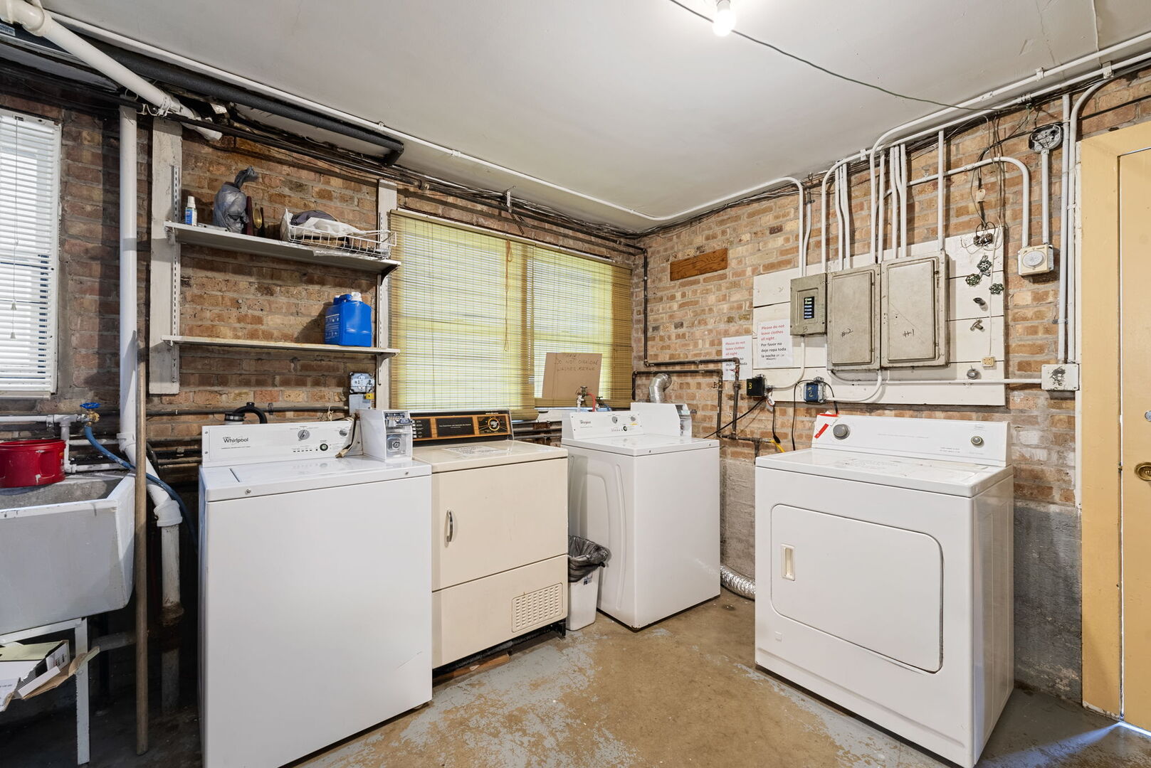 5706 N Saint Louis Avenue, Chicago, IL 60659