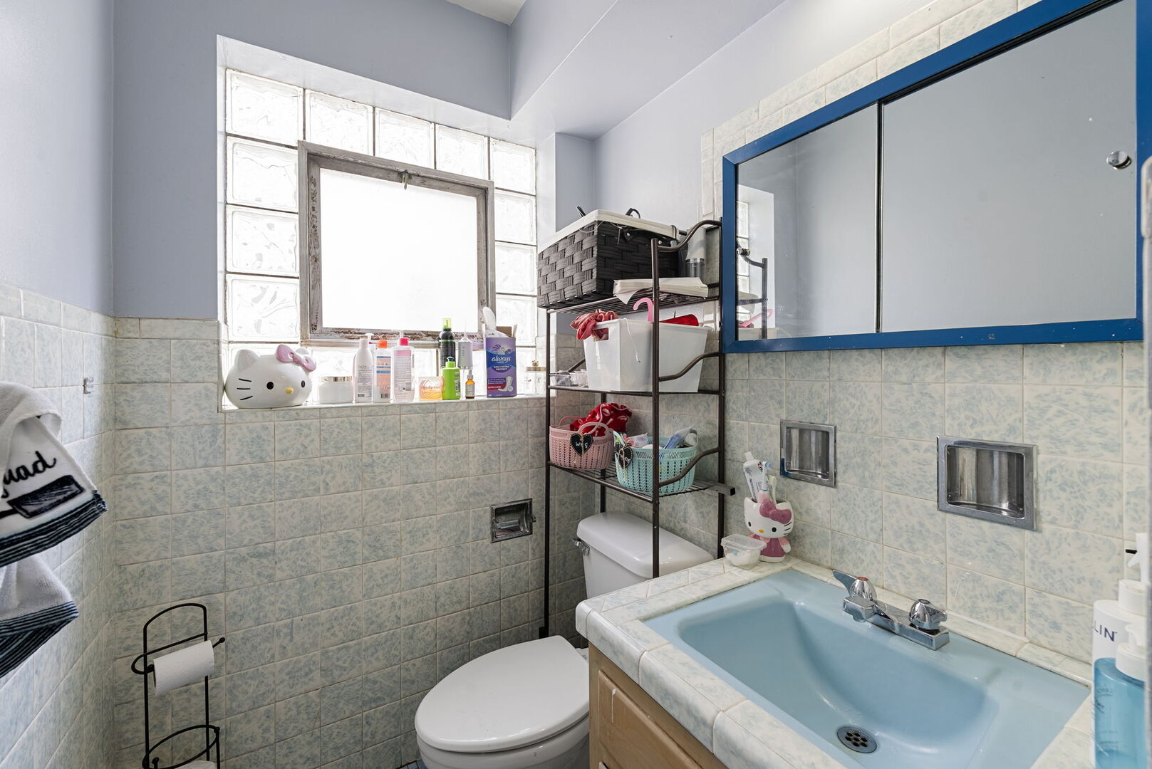 5706 N Saint Louis Avenue, Chicago, IL 60659