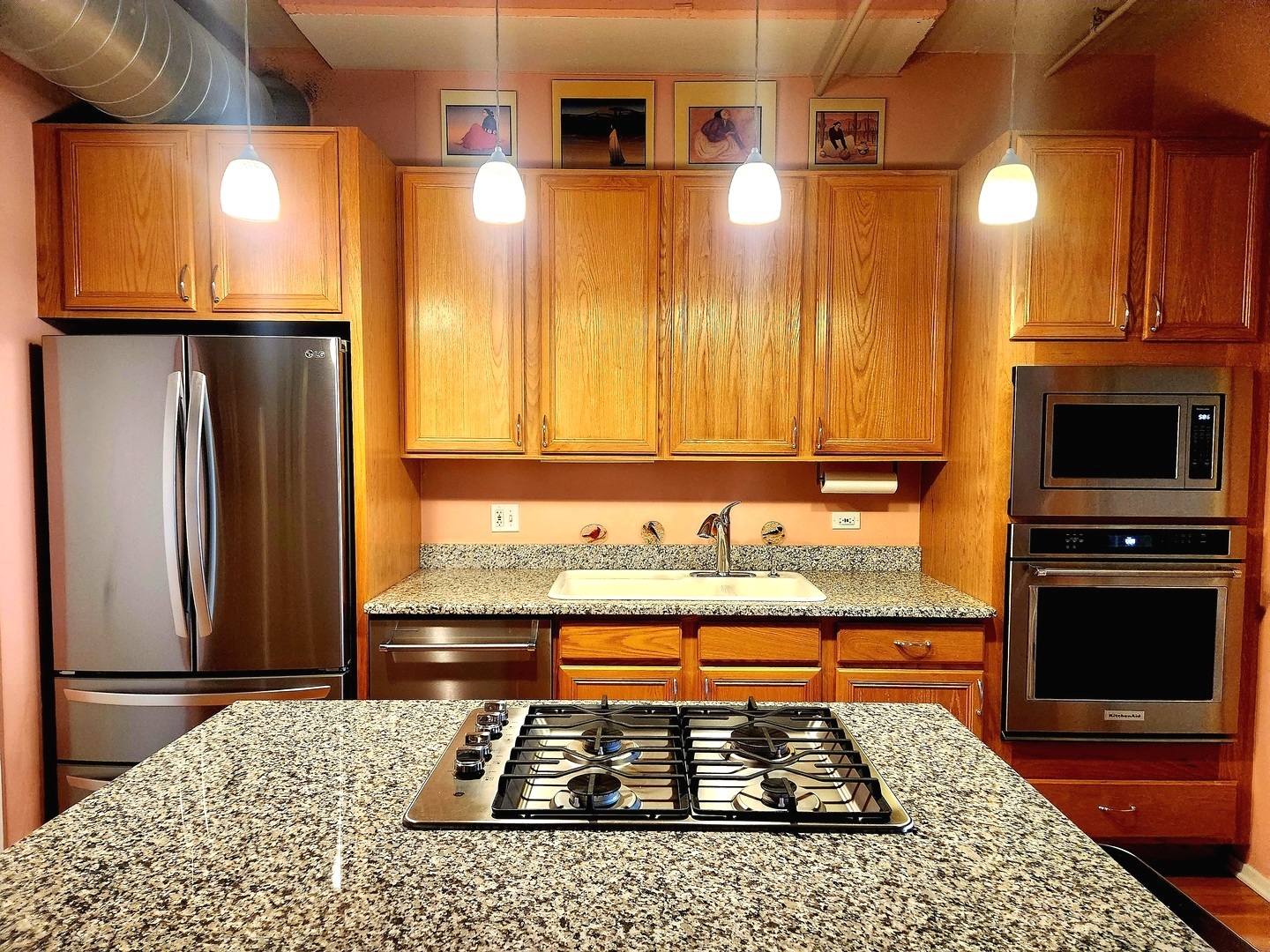 1530 S State Street #17R, Chicago, IL 60605