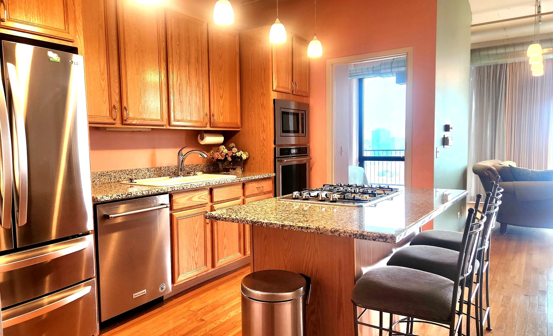 1530 S State Street #17R, Chicago, IL 60605