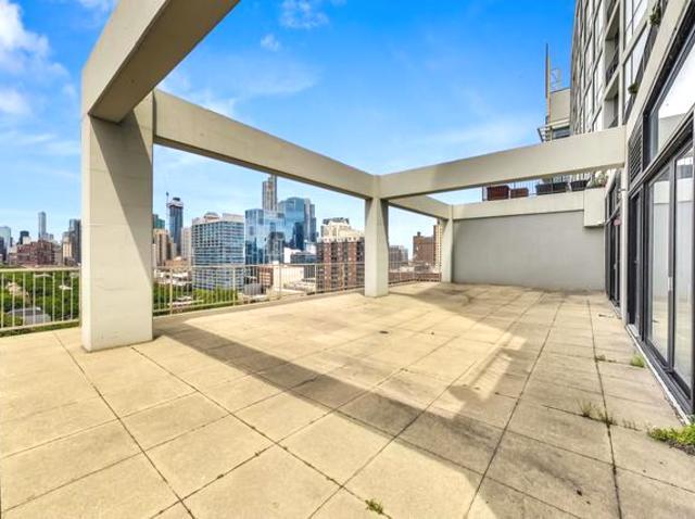 1530 S State Street #17R, Chicago, IL 60605
