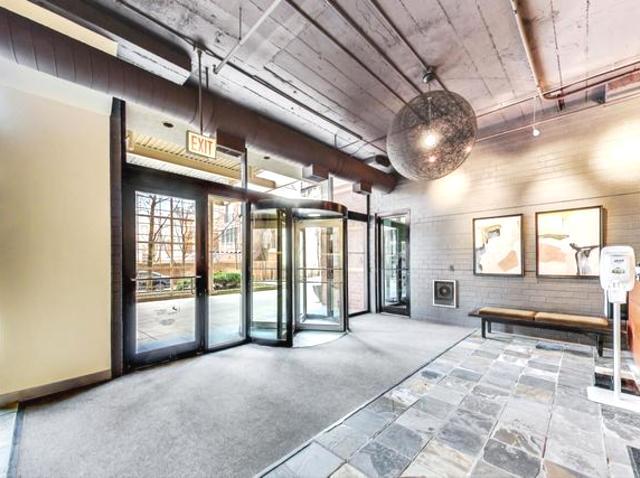 1530 S State Street #17R, Chicago, IL 60605