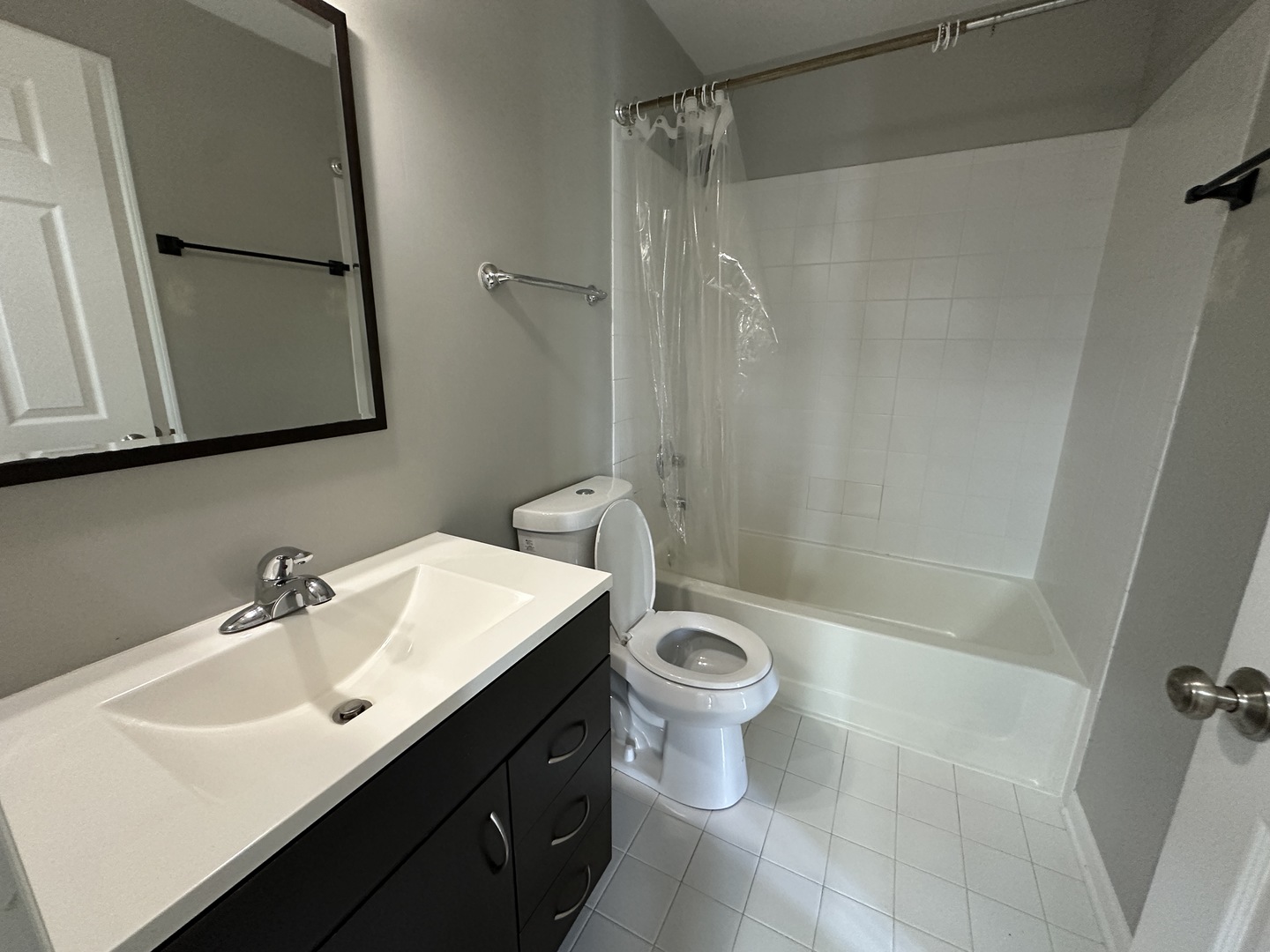 2911 Bartlett Court #204, Naperville, IL 60564