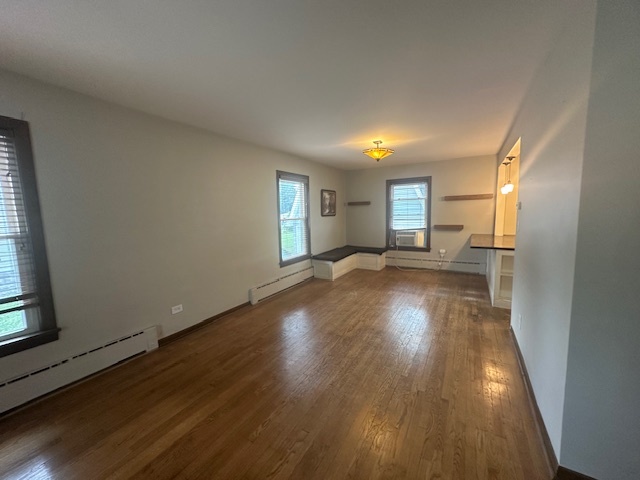302 S Washington Street, Wheaton, IL 60187