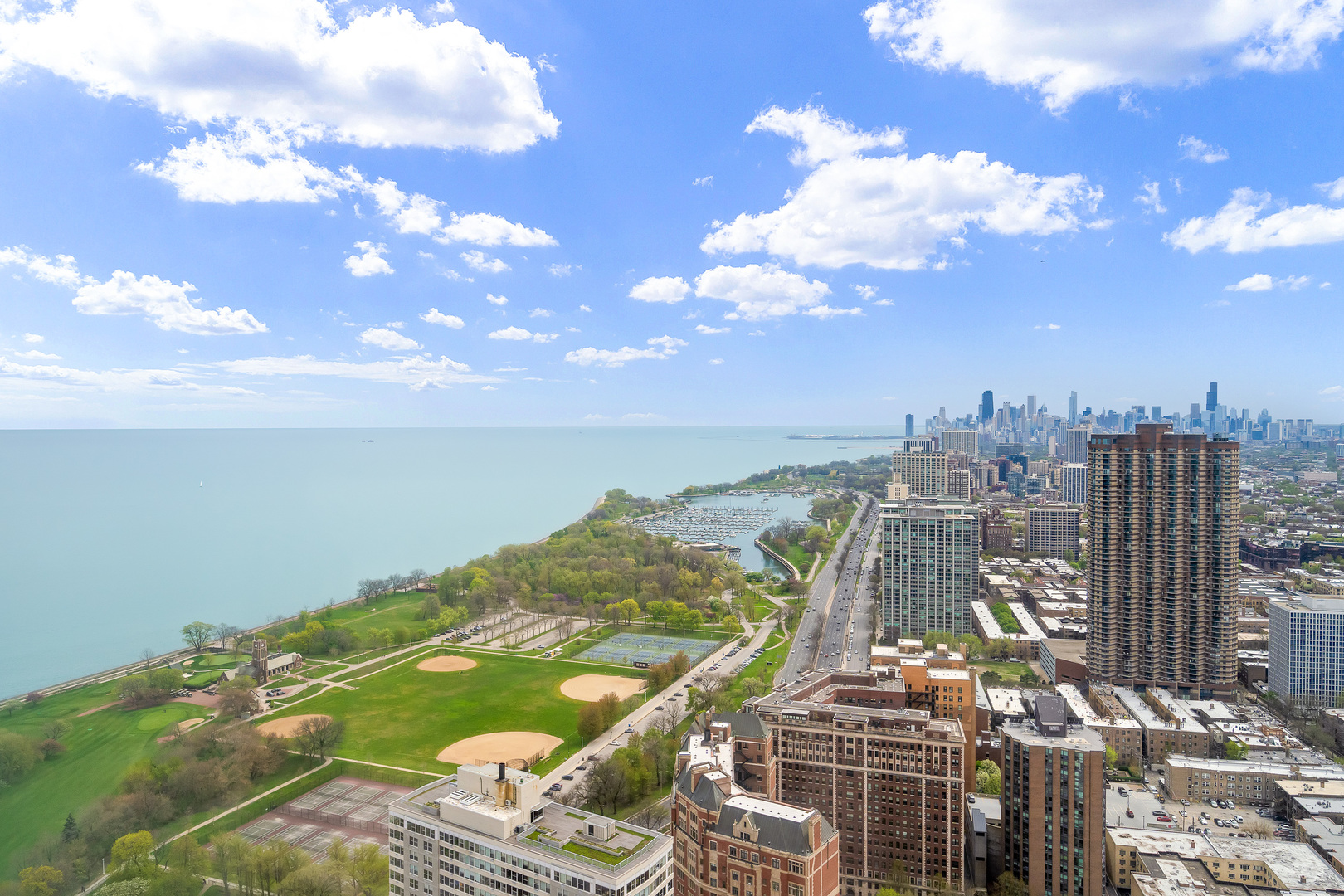 655 W Irving Park Road #5305, Chicago, IL 60613