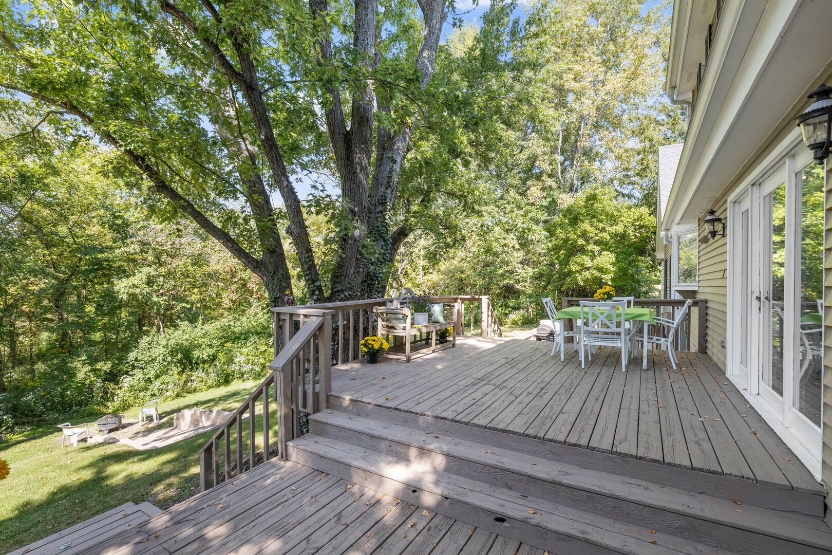 728 Stonebridge Road, Frankfort, IL 60423