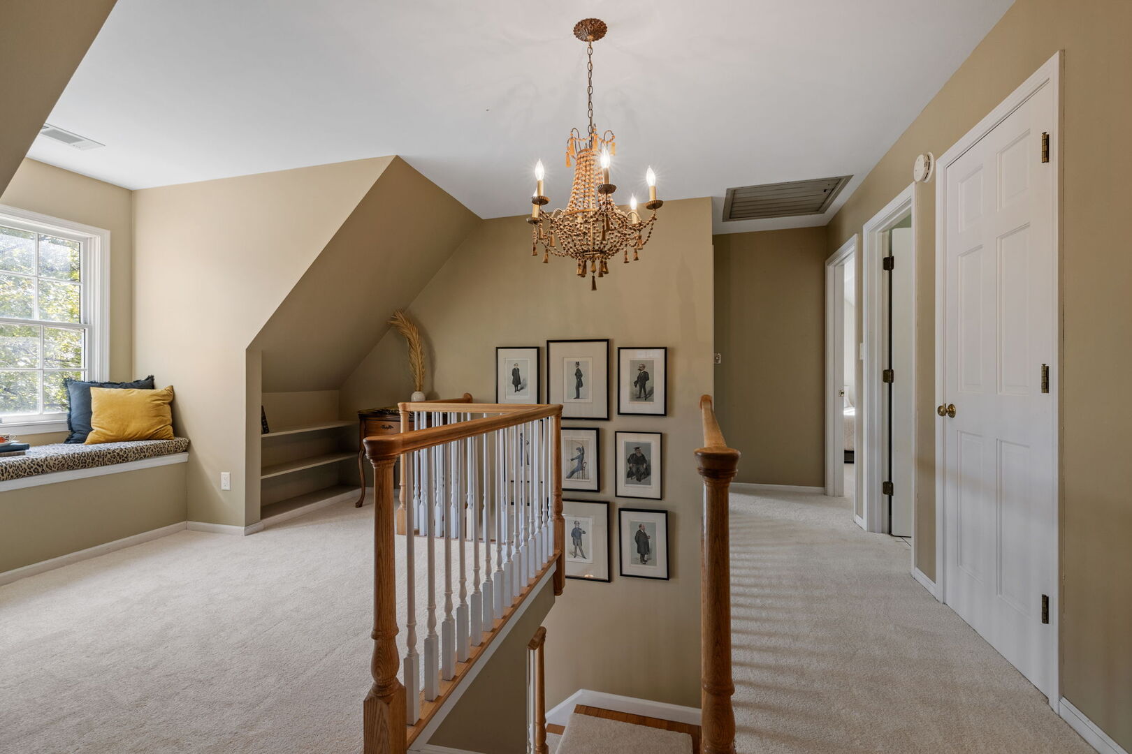 728 Stonebridge Road, Frankfort, IL 60423