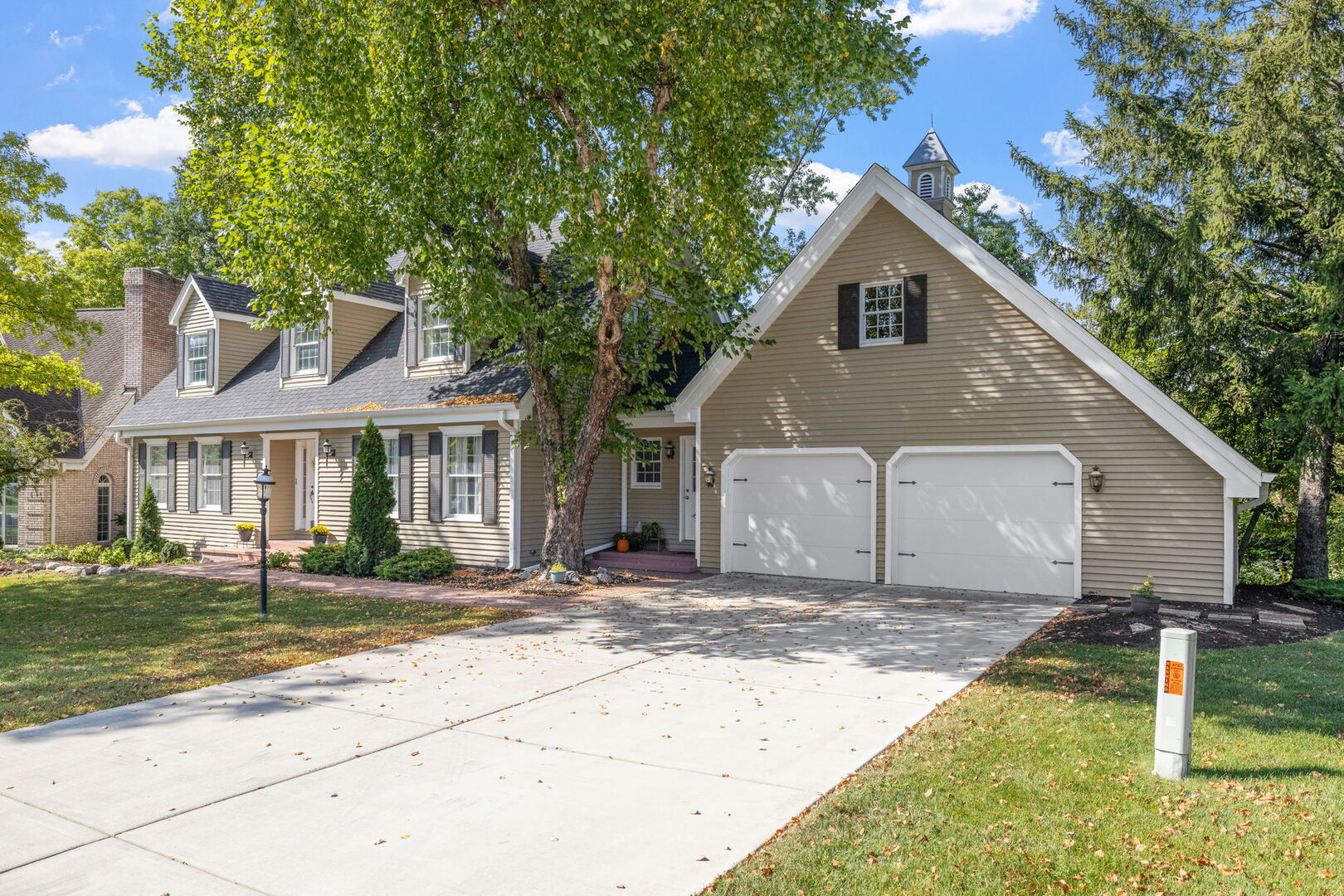 728 Stonebridge Road, Frankfort, IL 60423