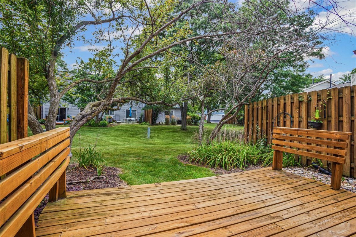 27W229 Providence Lane, Winfield, IL 60190