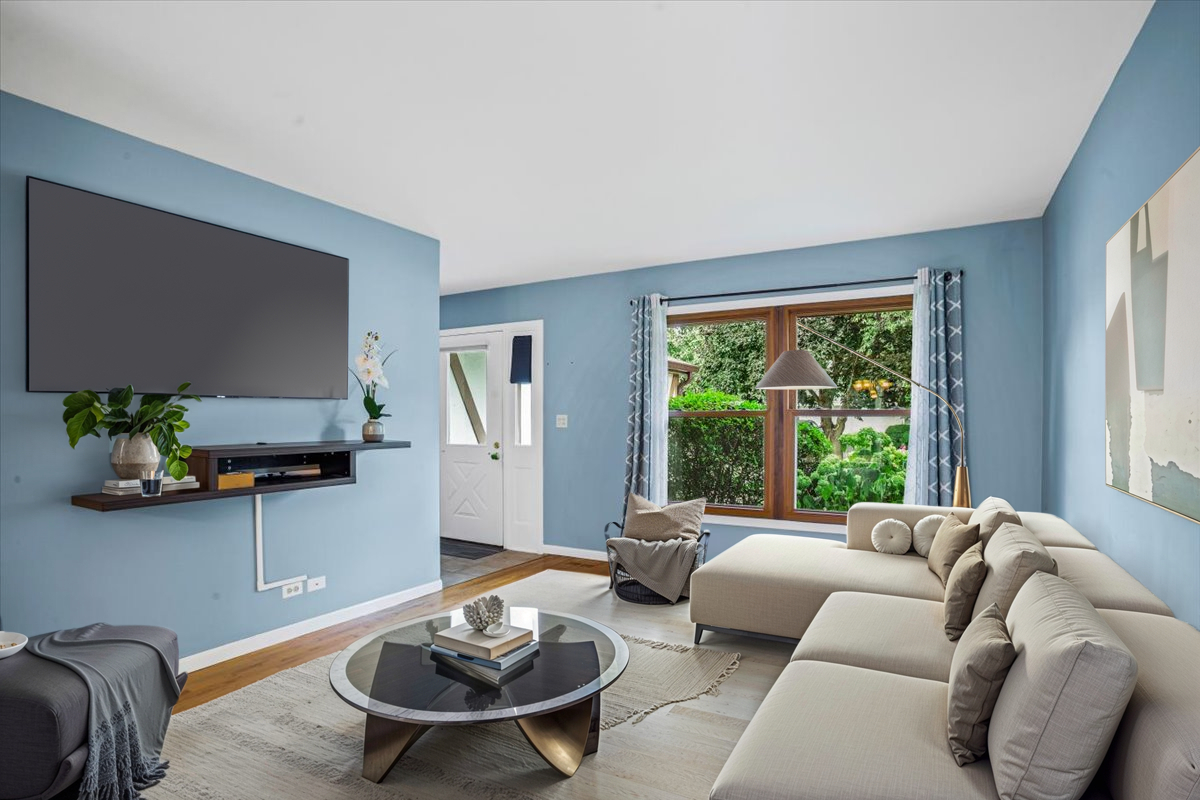 27W229 Providence Lane, Winfield, IL 60190