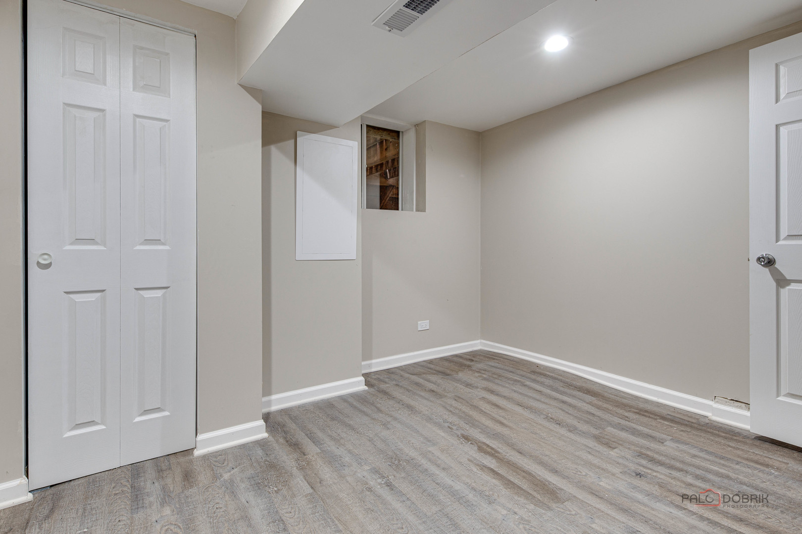 6137 W Giddings Street, Chicago, IL 60630