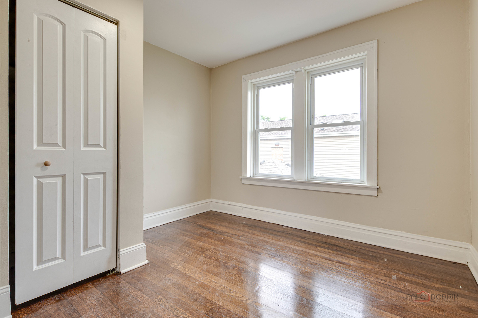 6137 W Giddings Street, Chicago, IL 60630