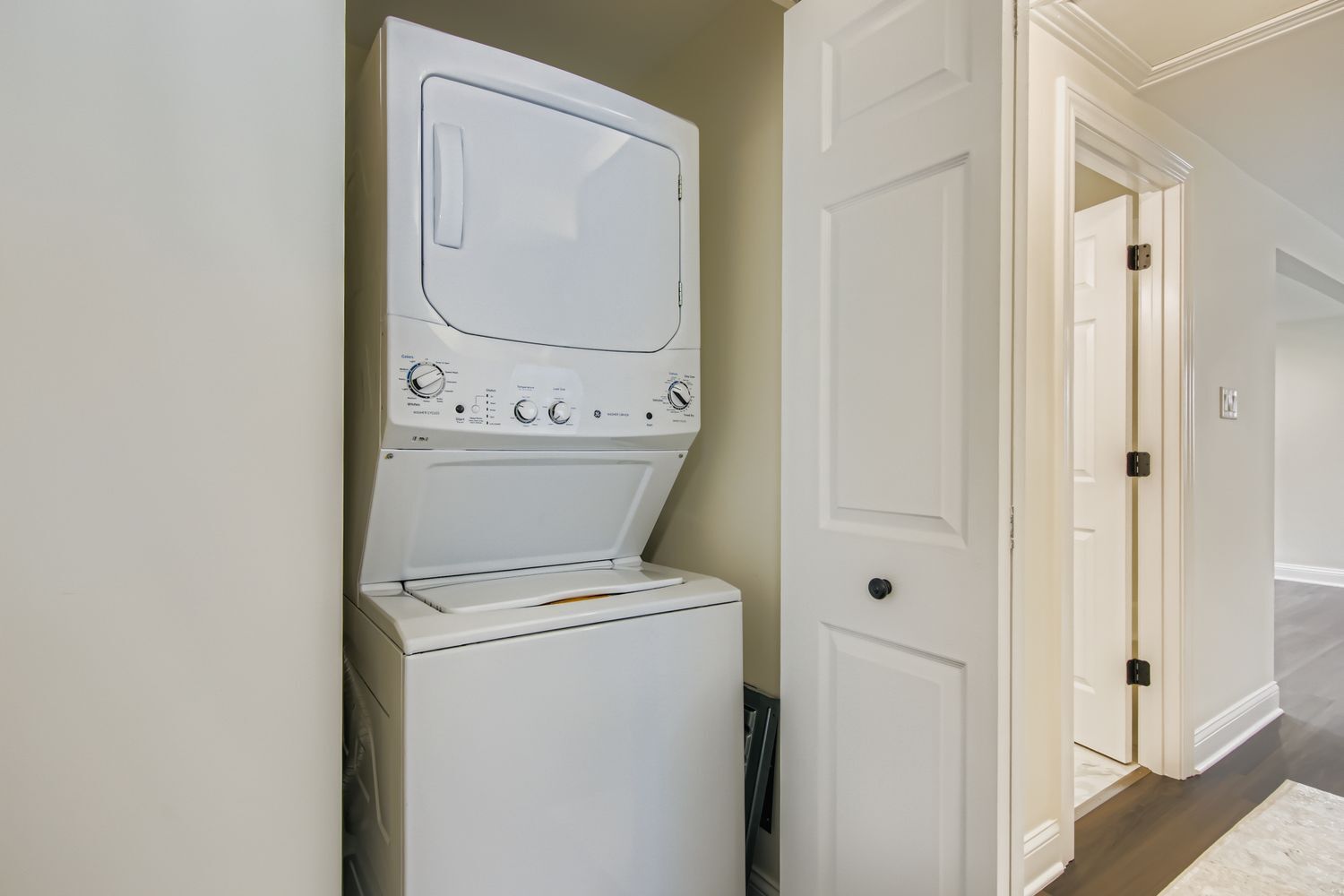 16552 Oxford Drive, Markham, IL 60428