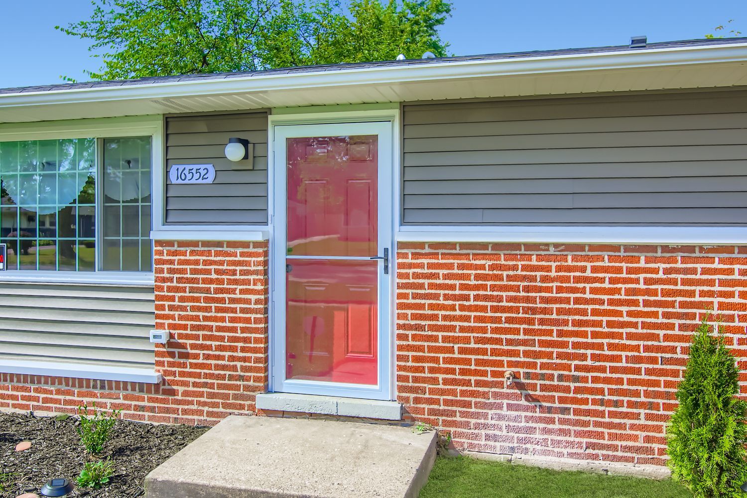 16552 Oxford Drive, Markham, IL 60428