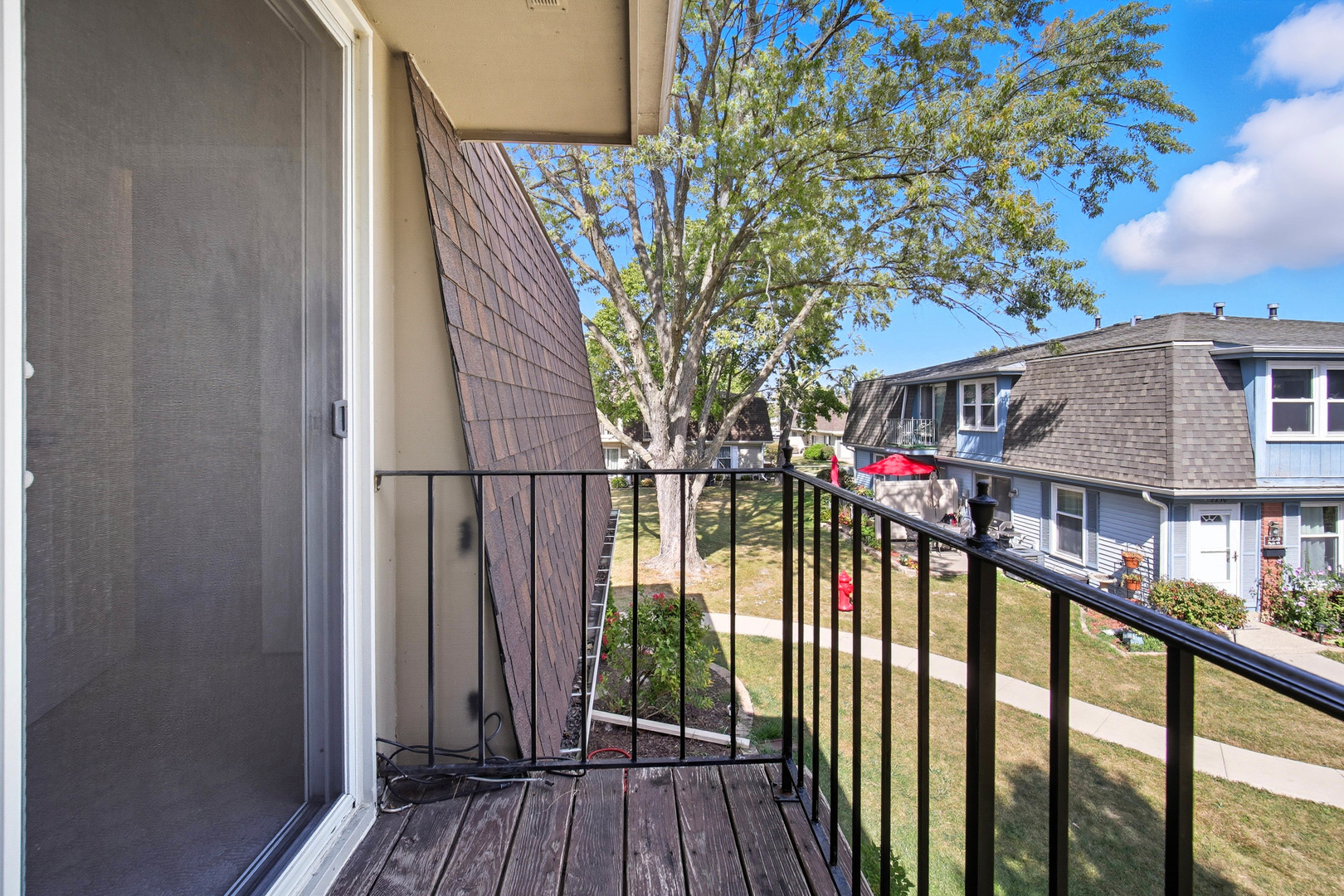 2312 Hyde Court, Schaumburg, IL 60194