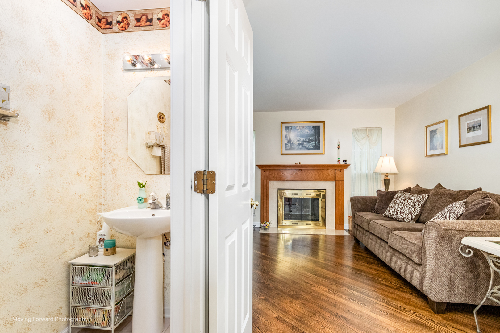 2714 Whitlock Drive, Darien, IL 60561