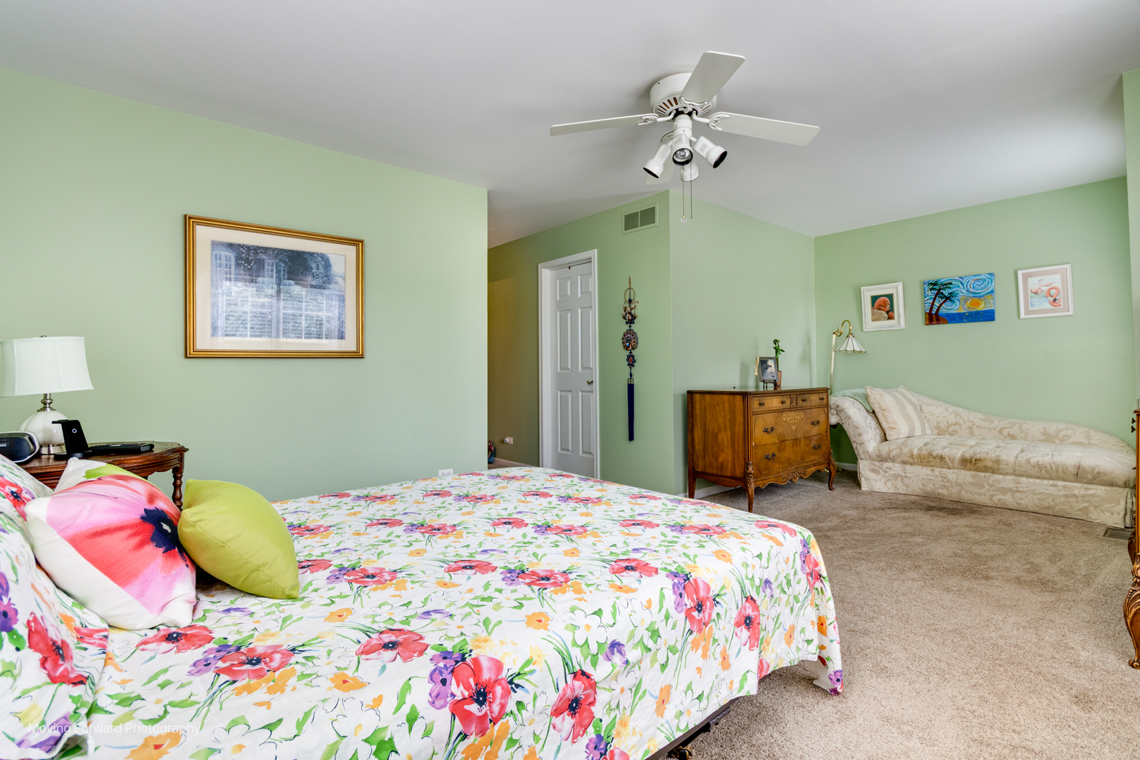 2714 Whitlock Drive, Darien, IL 60561