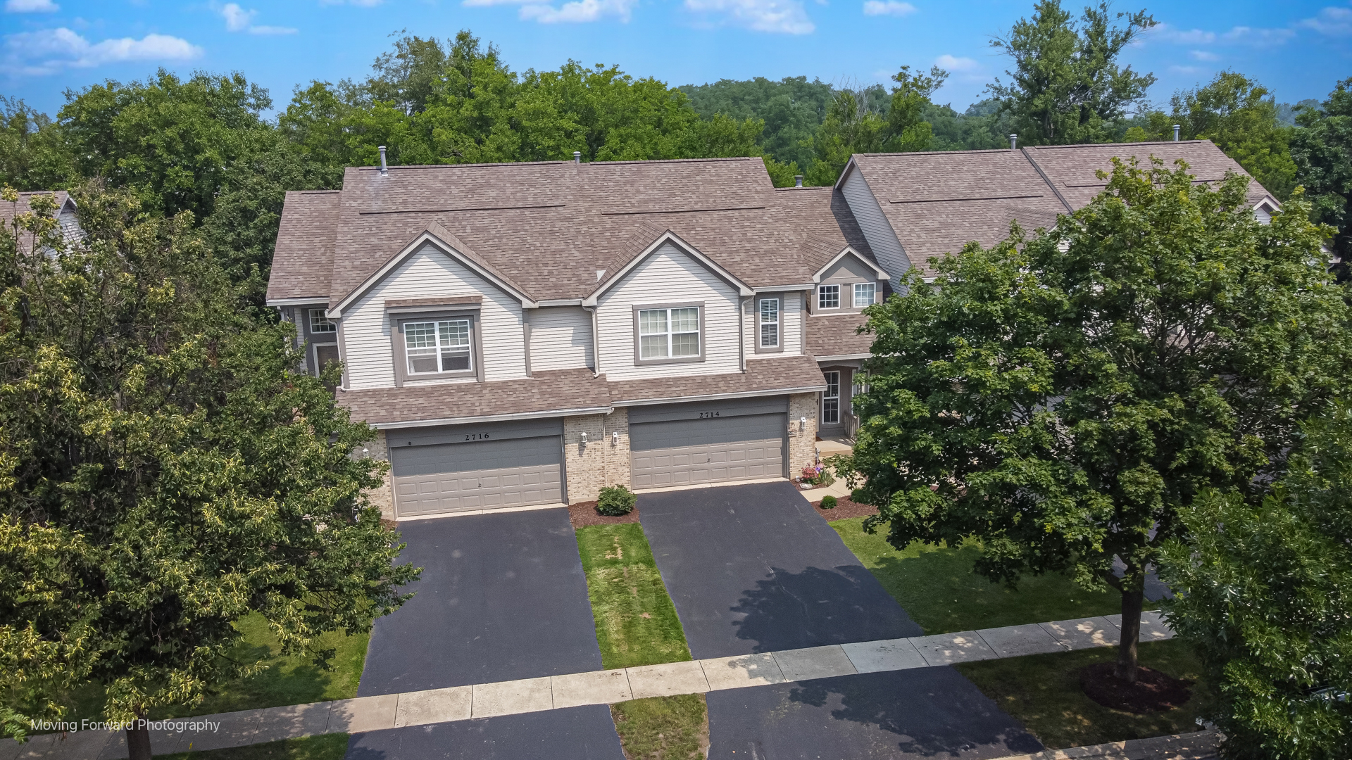 2714 Whitlock Drive, Darien, IL 60561