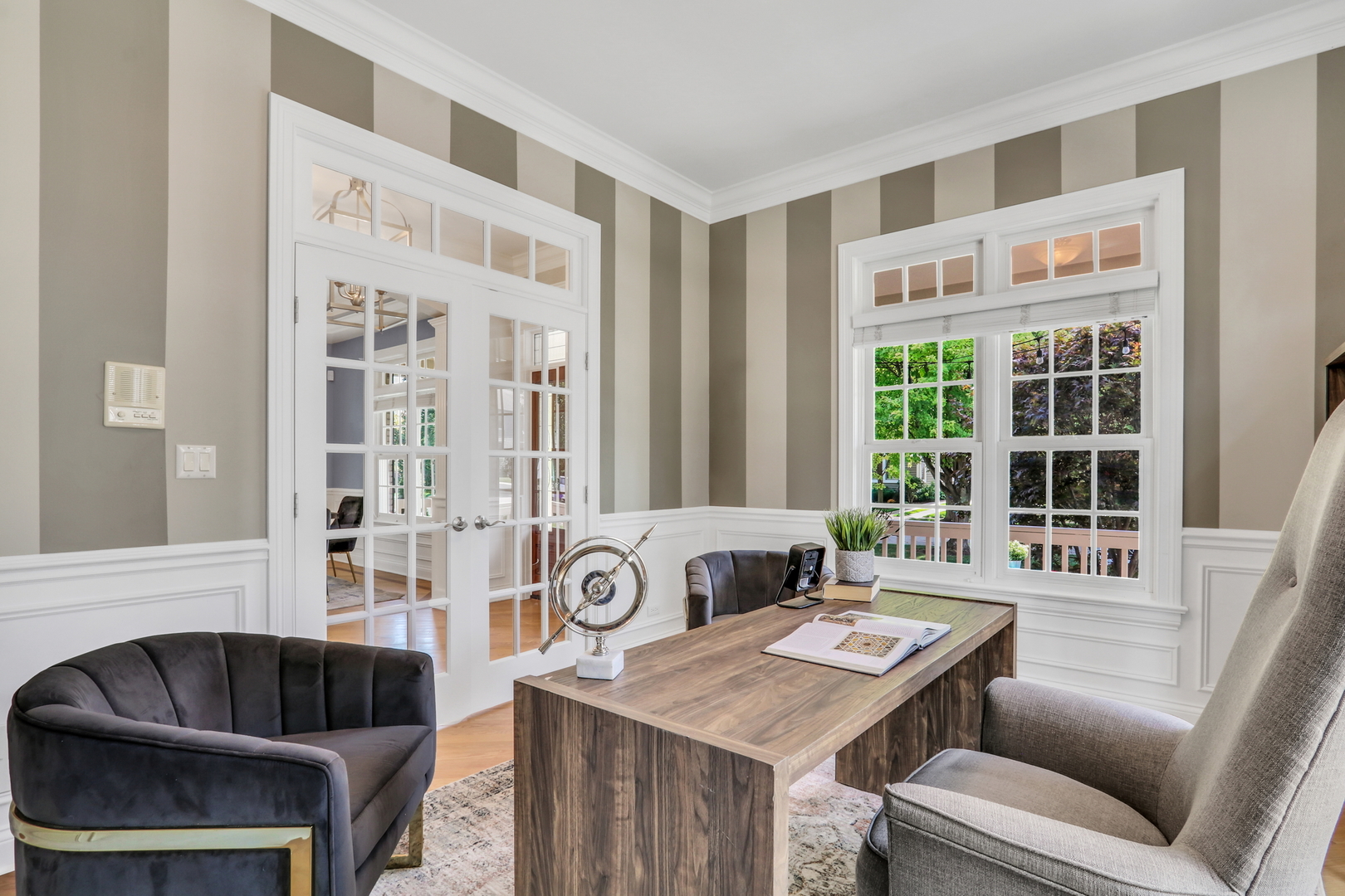 700 E Sunnyside Avenue, Libertyville, IL 60048