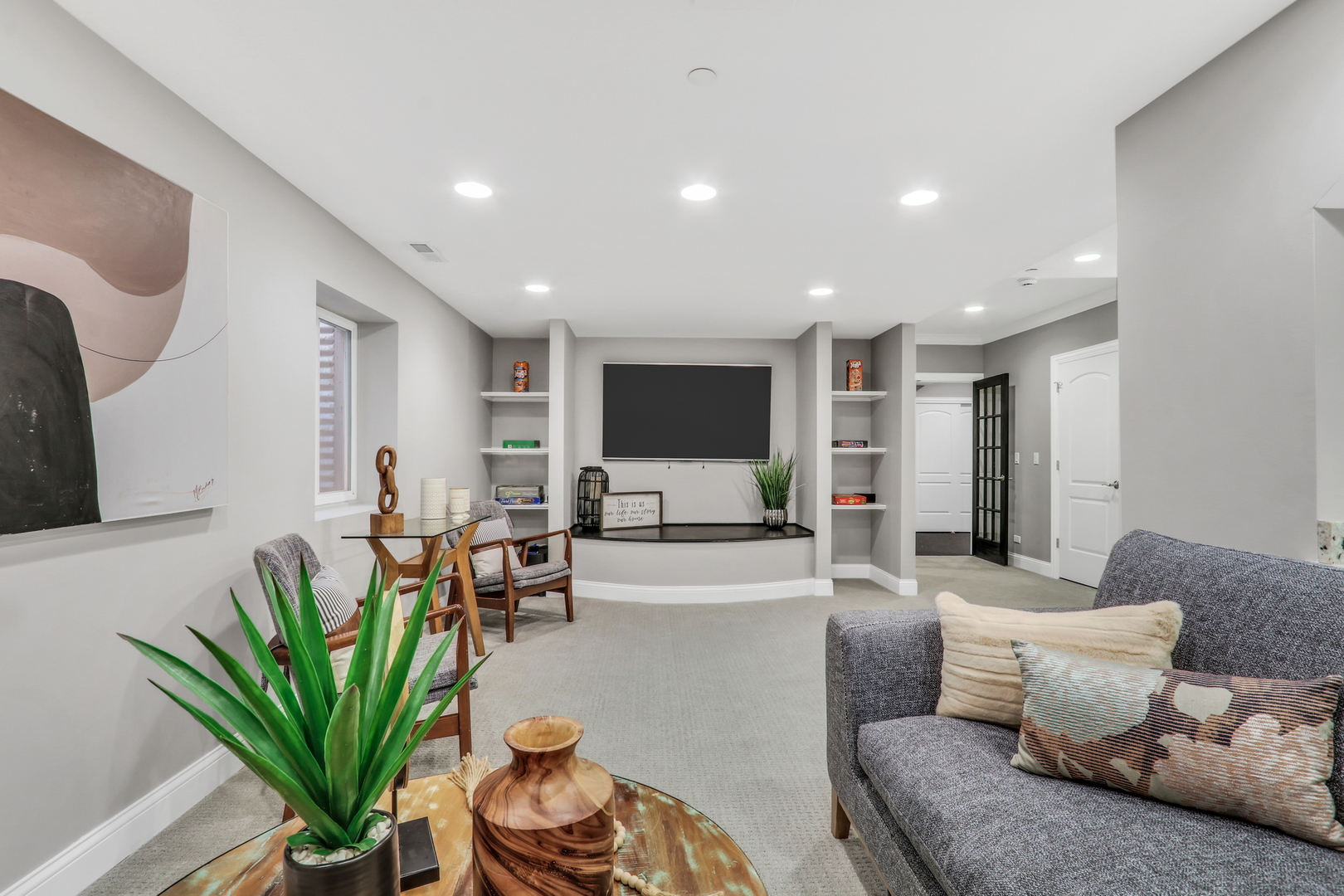 700 E Sunnyside Avenue, Libertyville, IL 60048