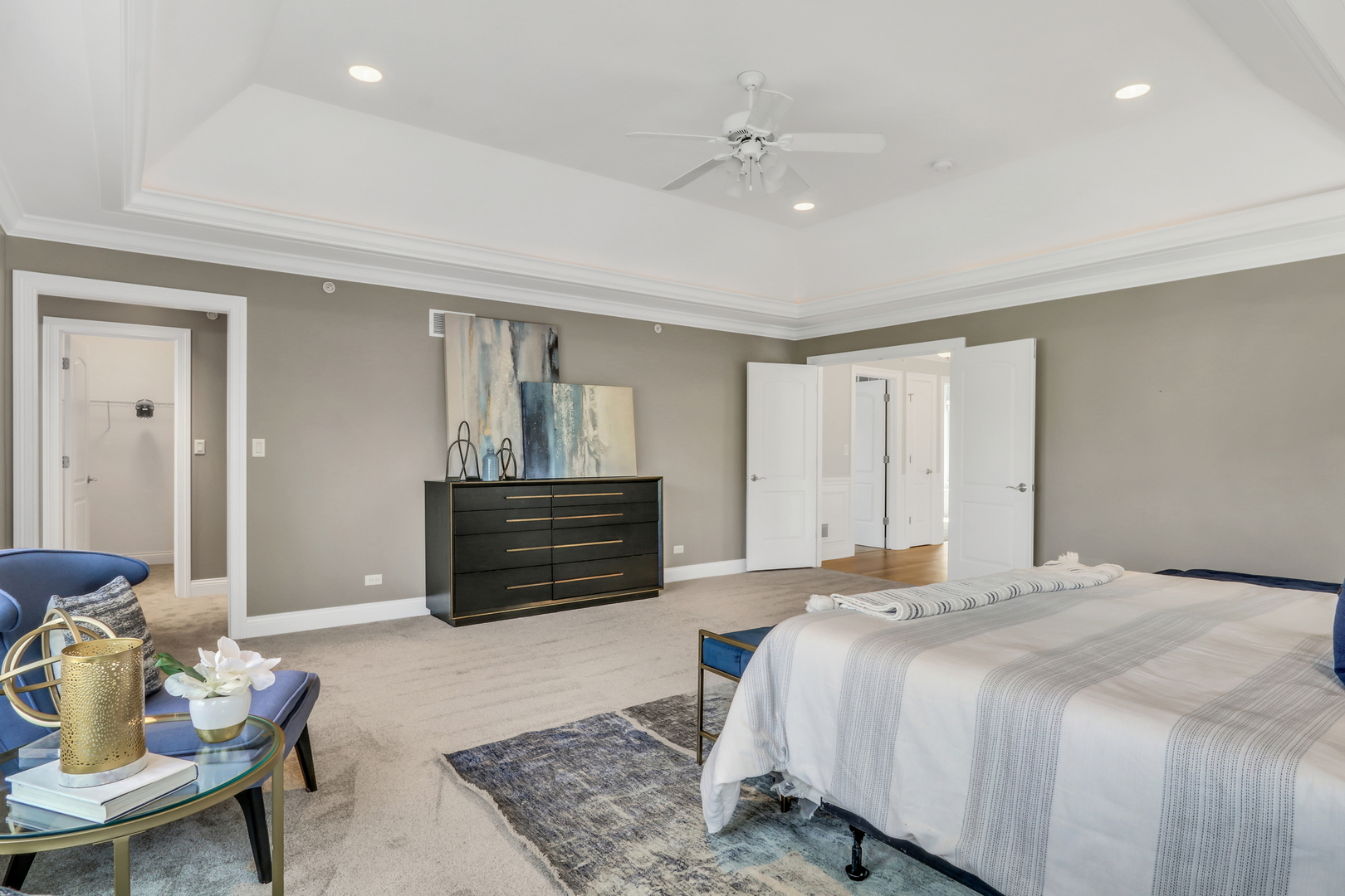 700 E Sunnyside Avenue, Libertyville, IL 60048