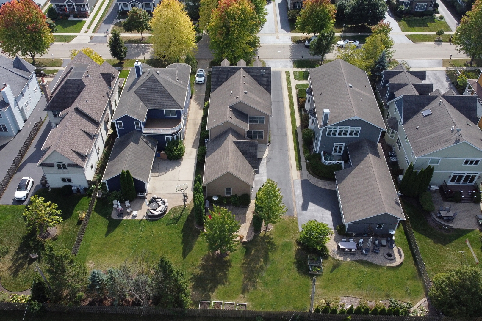 700 E Sunnyside Avenue, Libertyville, IL 60048