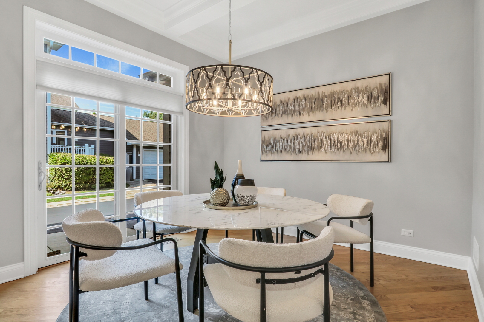 700 E Sunnyside Avenue, Libertyville, IL 60048