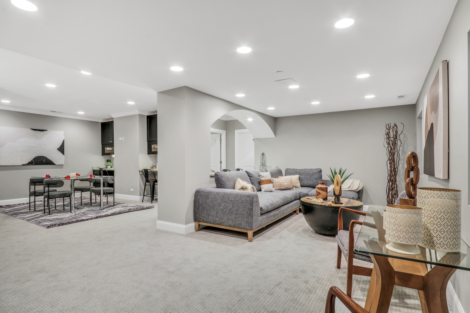 700 E Sunnyside Avenue, Libertyville, IL 60048
