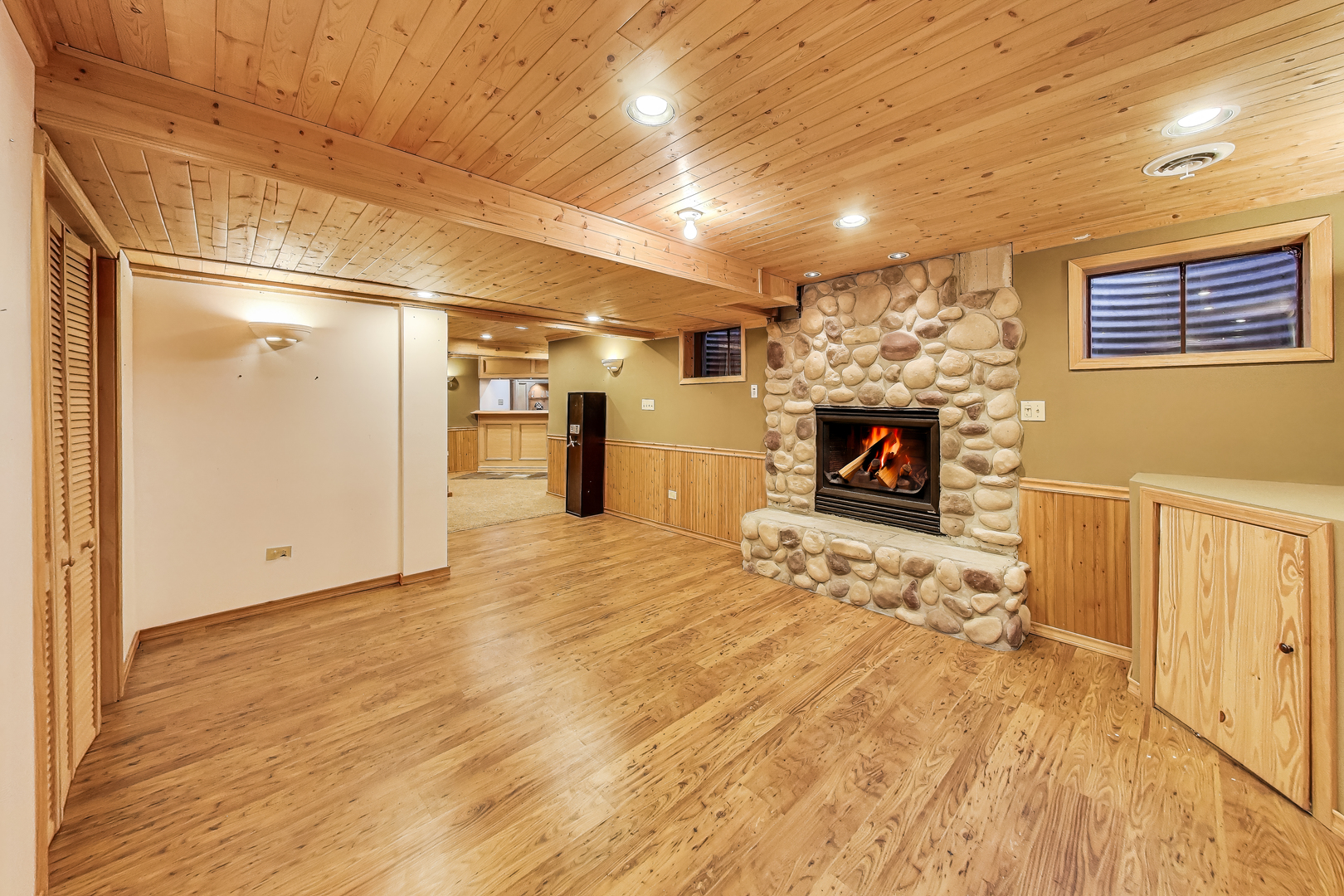 10840 Christopher Drive, Lemont, IL 60439