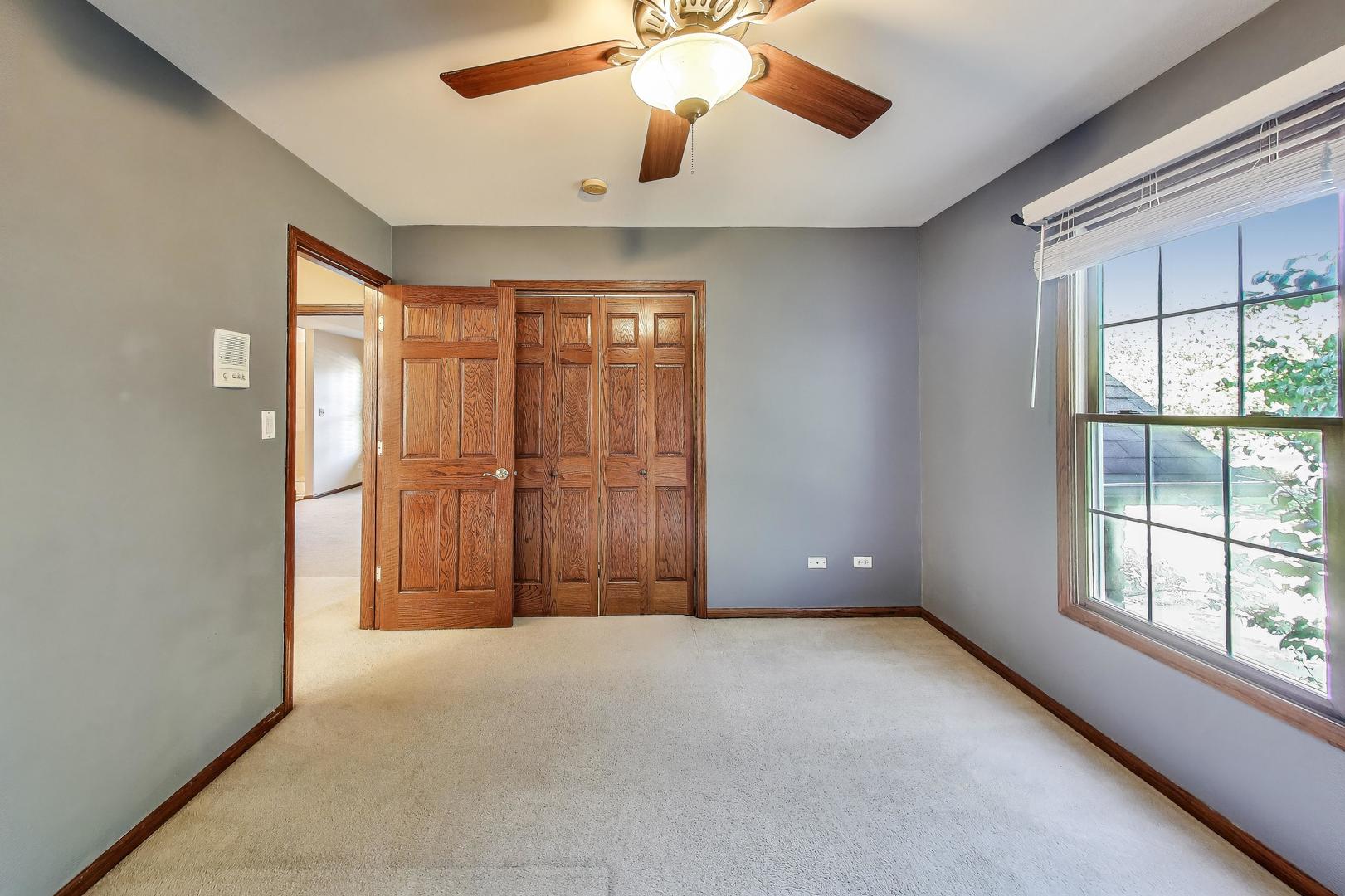 10840 Christopher Drive, Lemont, IL 60439