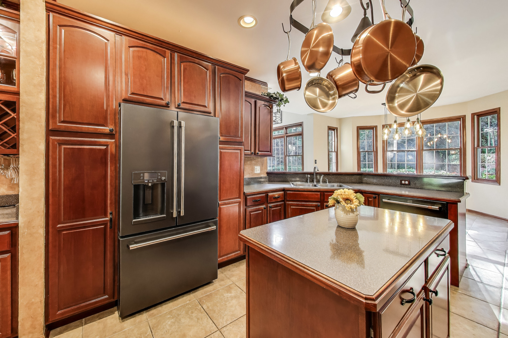 10840 Christopher Drive, Lemont, IL 60439