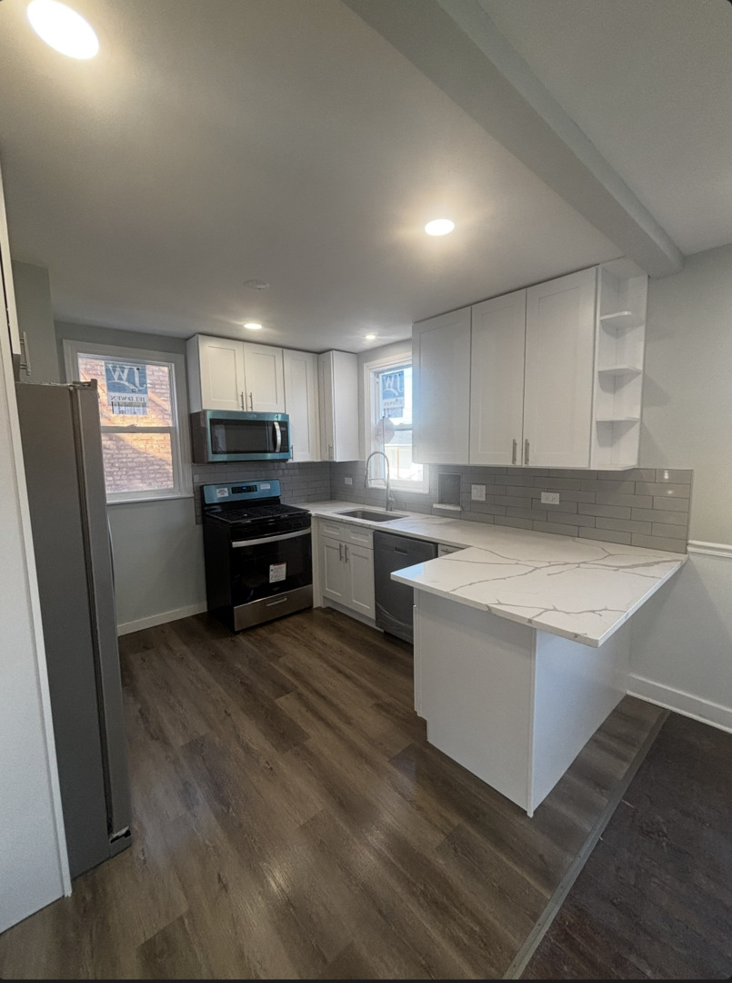 14116 S Wabash Avenue, Riverdale, IL 60827