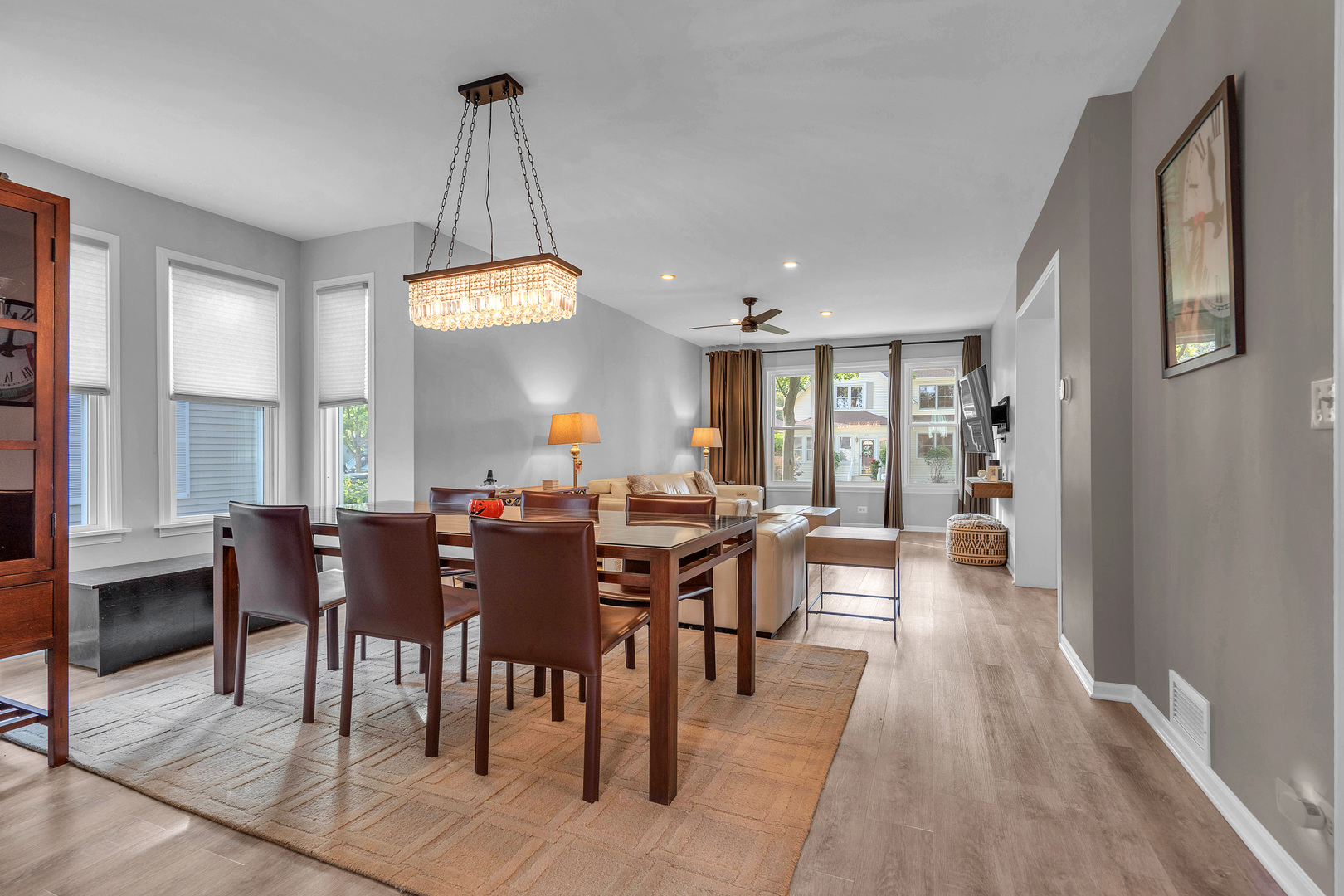 1474 Oakwood Avenue, Des Plaines, IL 60016