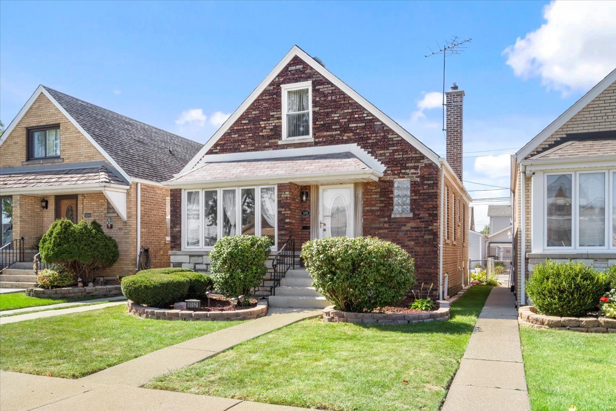 5152 S Lawler Street, Chicago, IL 60638
