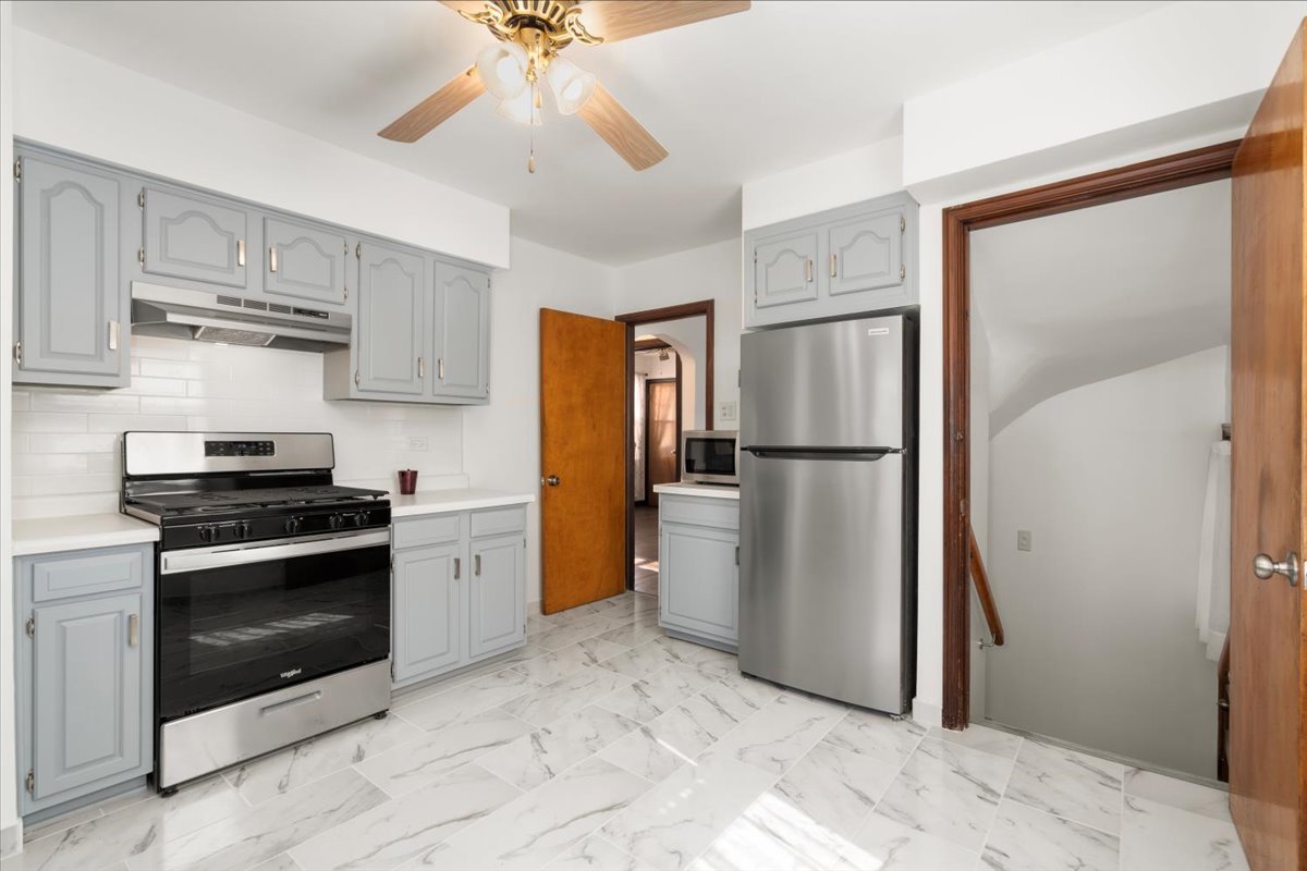 5152 S Lawler Street, Chicago, IL 60638