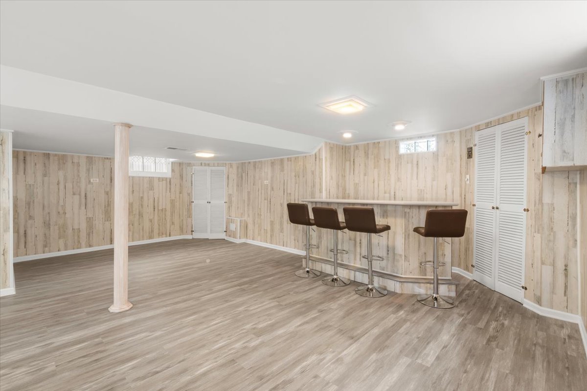 5152 S Lawler Street, Chicago, IL 60638